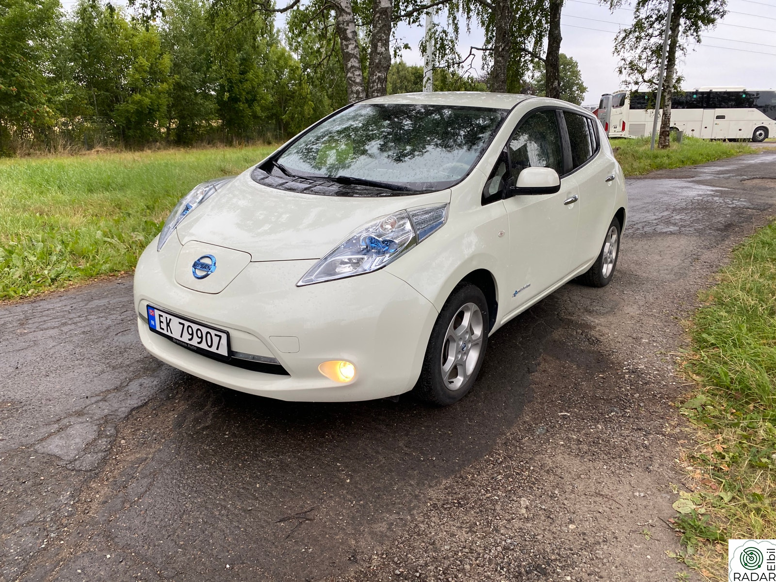 NISSAN LEAF
