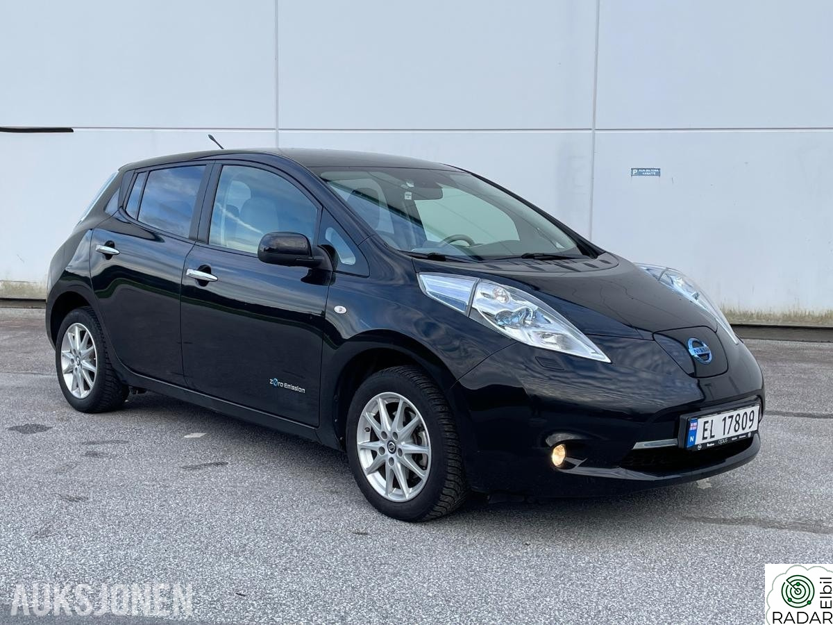 NISSAN LEAF LEAF