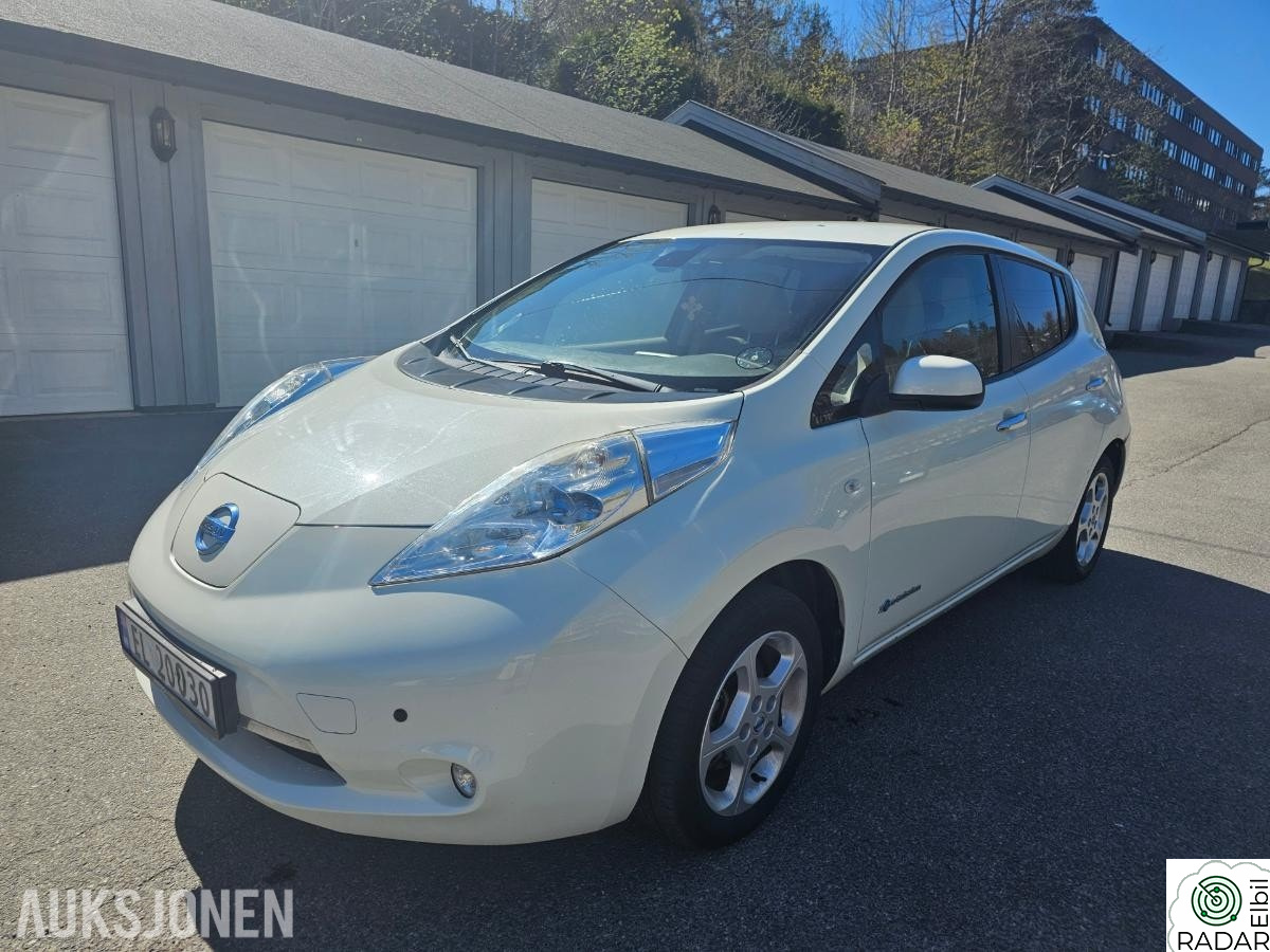 NISSAN LEAF 24kWh Cruisekontroll, Ryggekamera, S+V Dekk