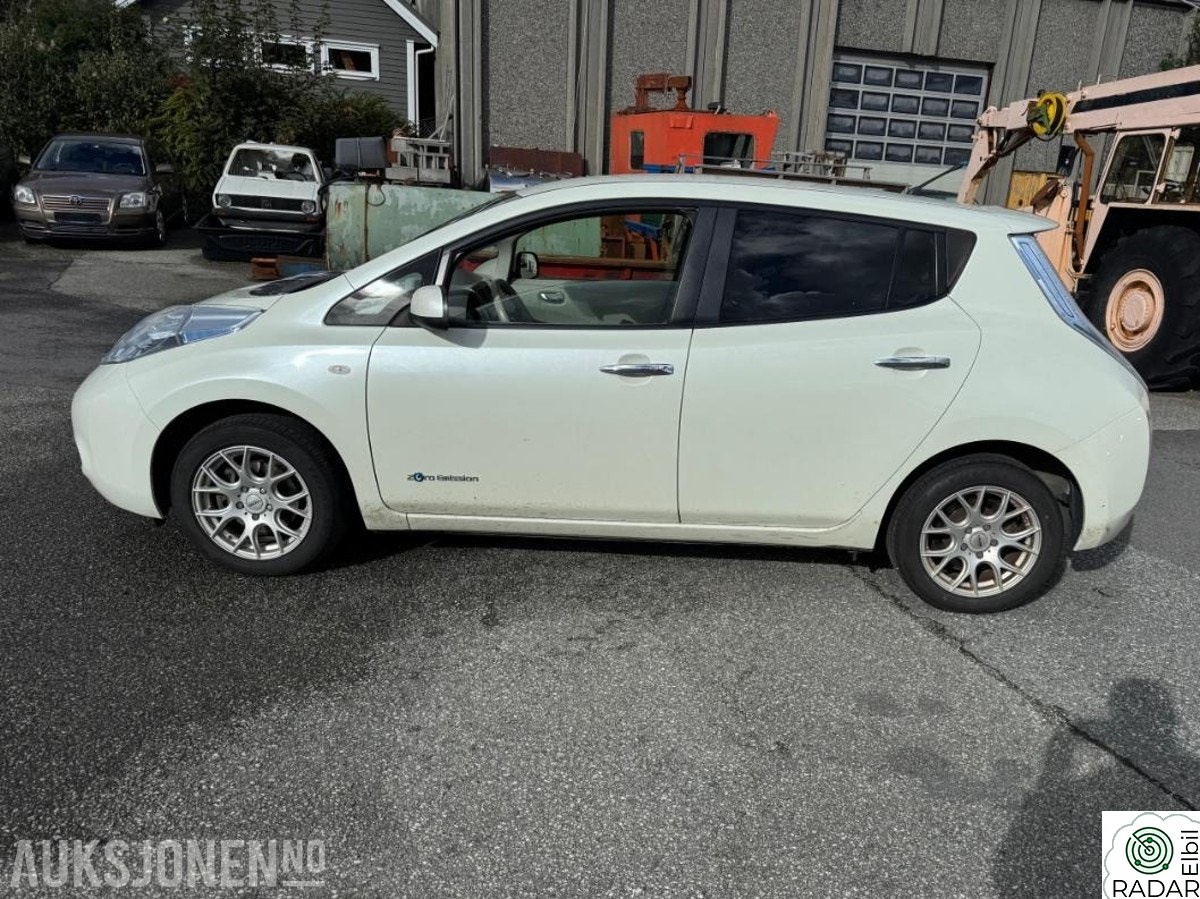 NISSAN LEAF 24kWh, 109200km, EU OK til 01.2027