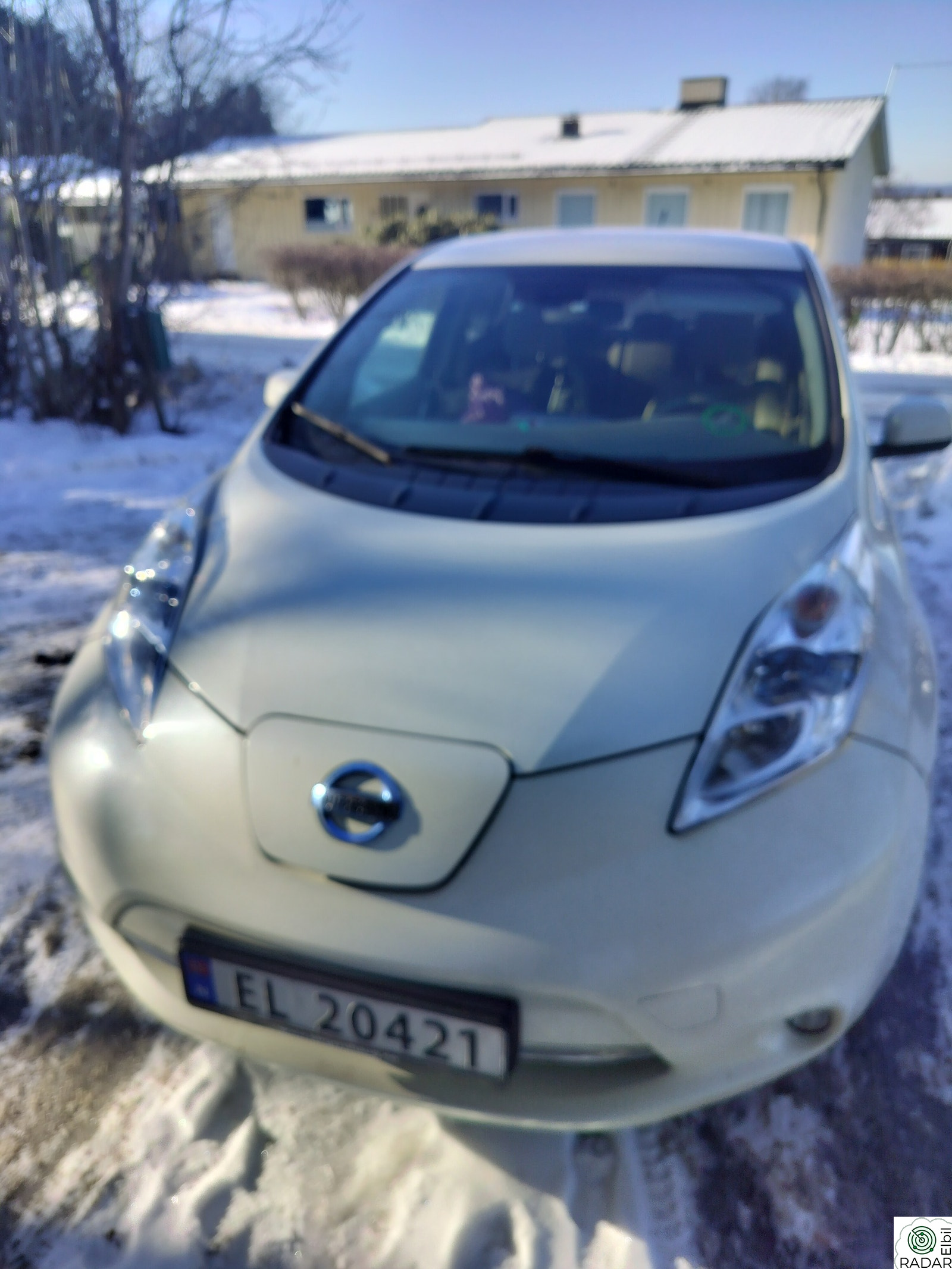 NISSAN LEAF