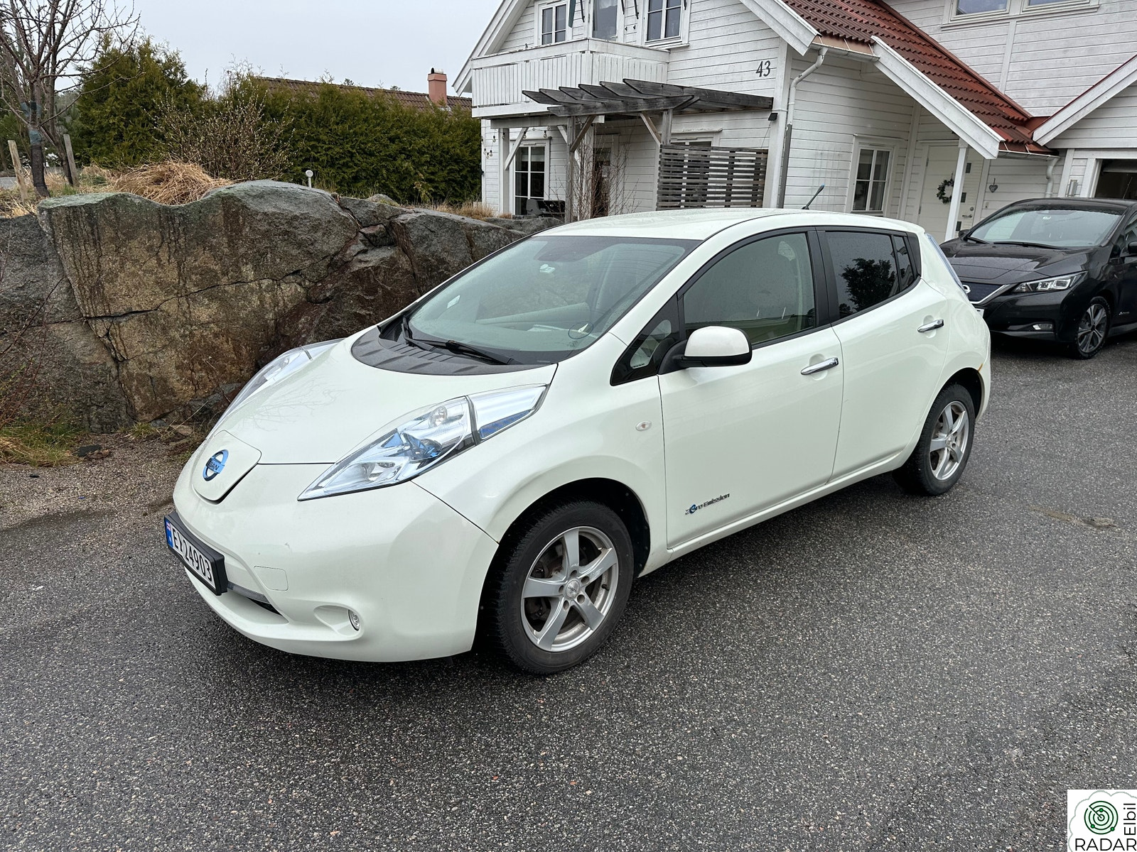 NISSAN LEAF Acenta