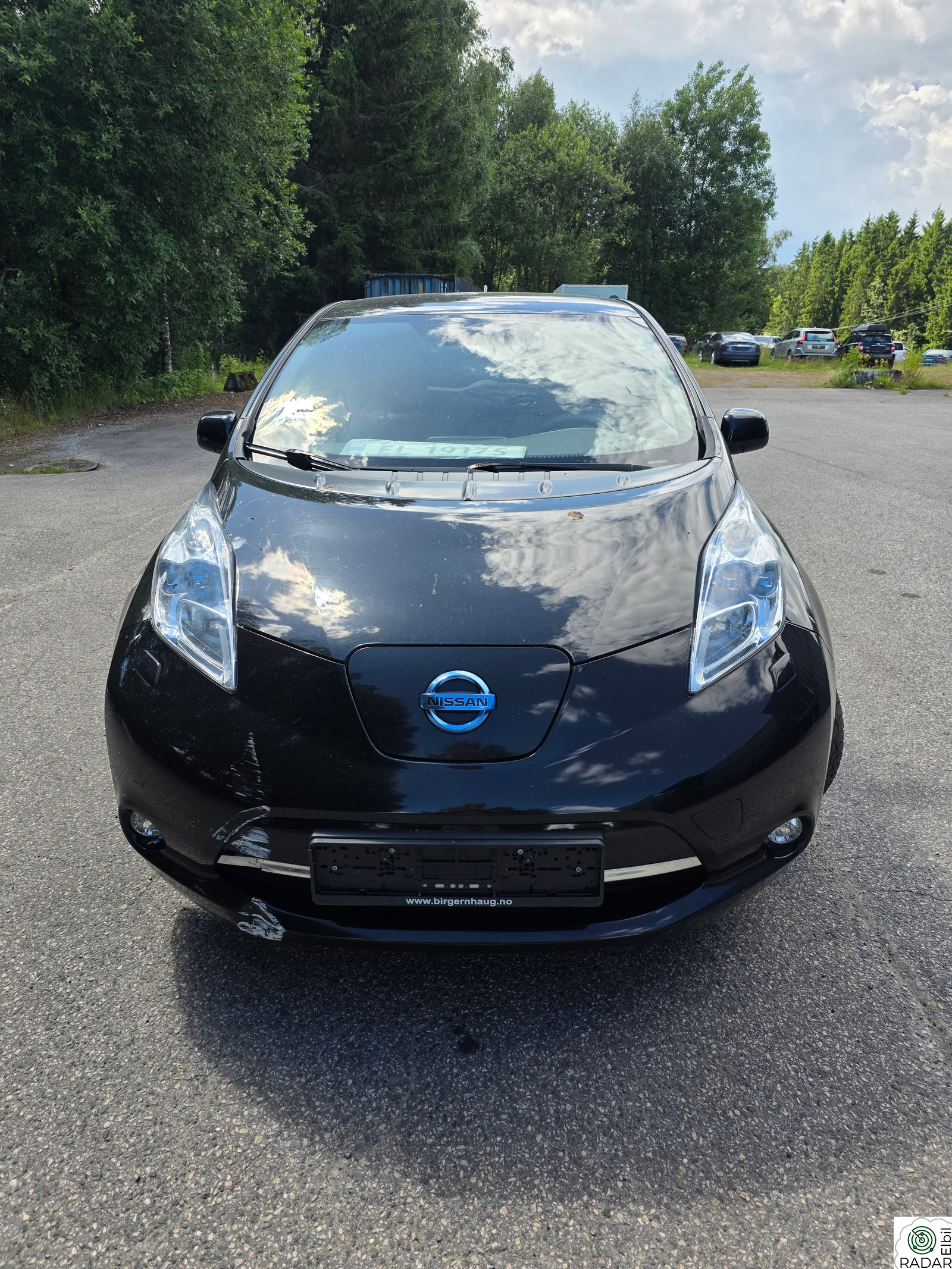 NISSAN LEAF