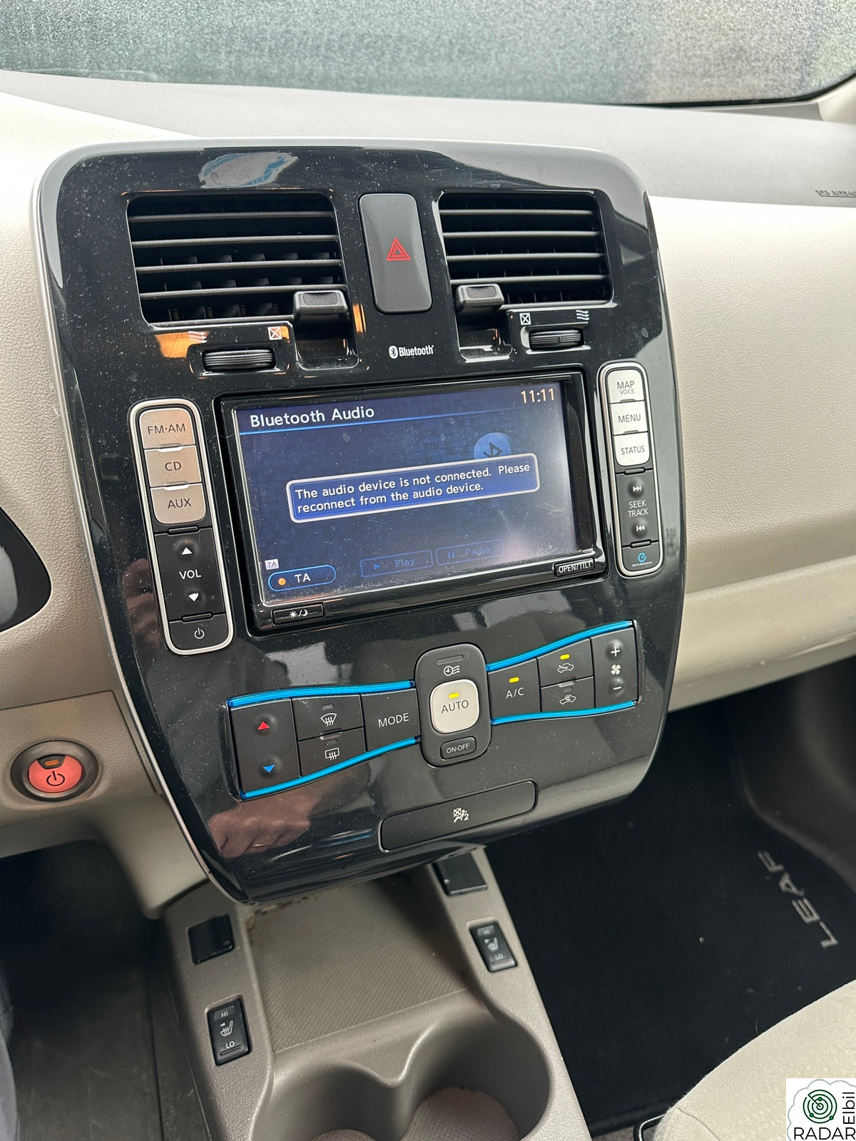 NISSAN LEAF