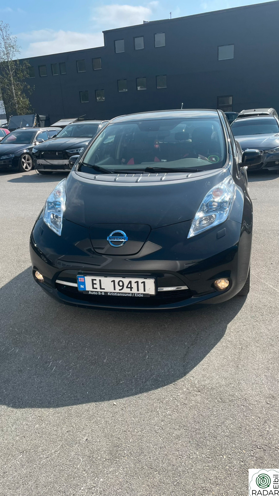 NISSAN LEAF