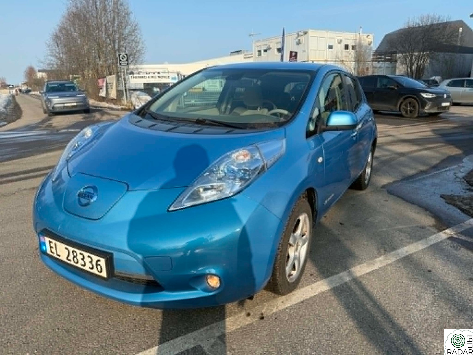 NISSAN LEAF