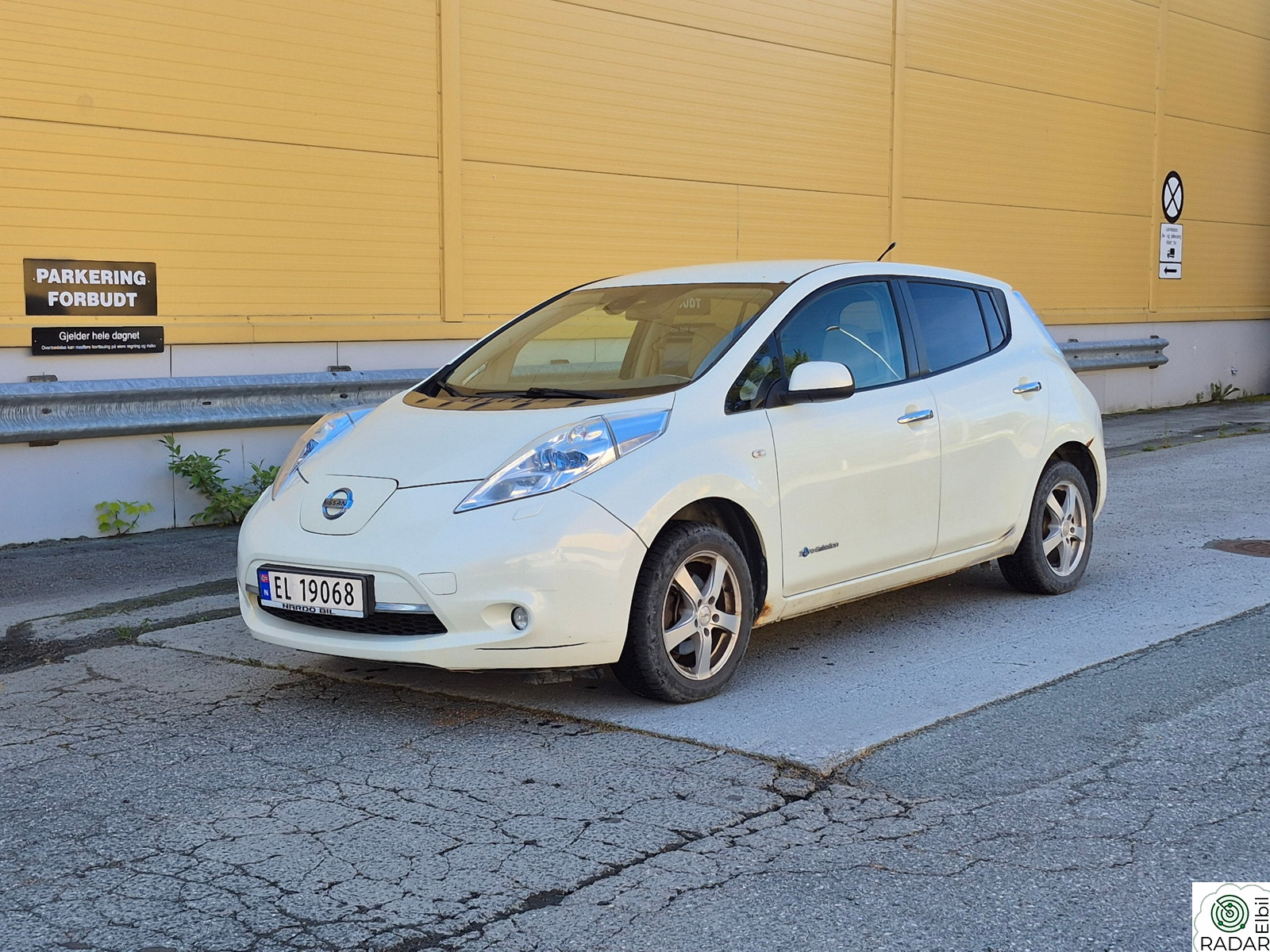 NISSAN LEAF Acenta