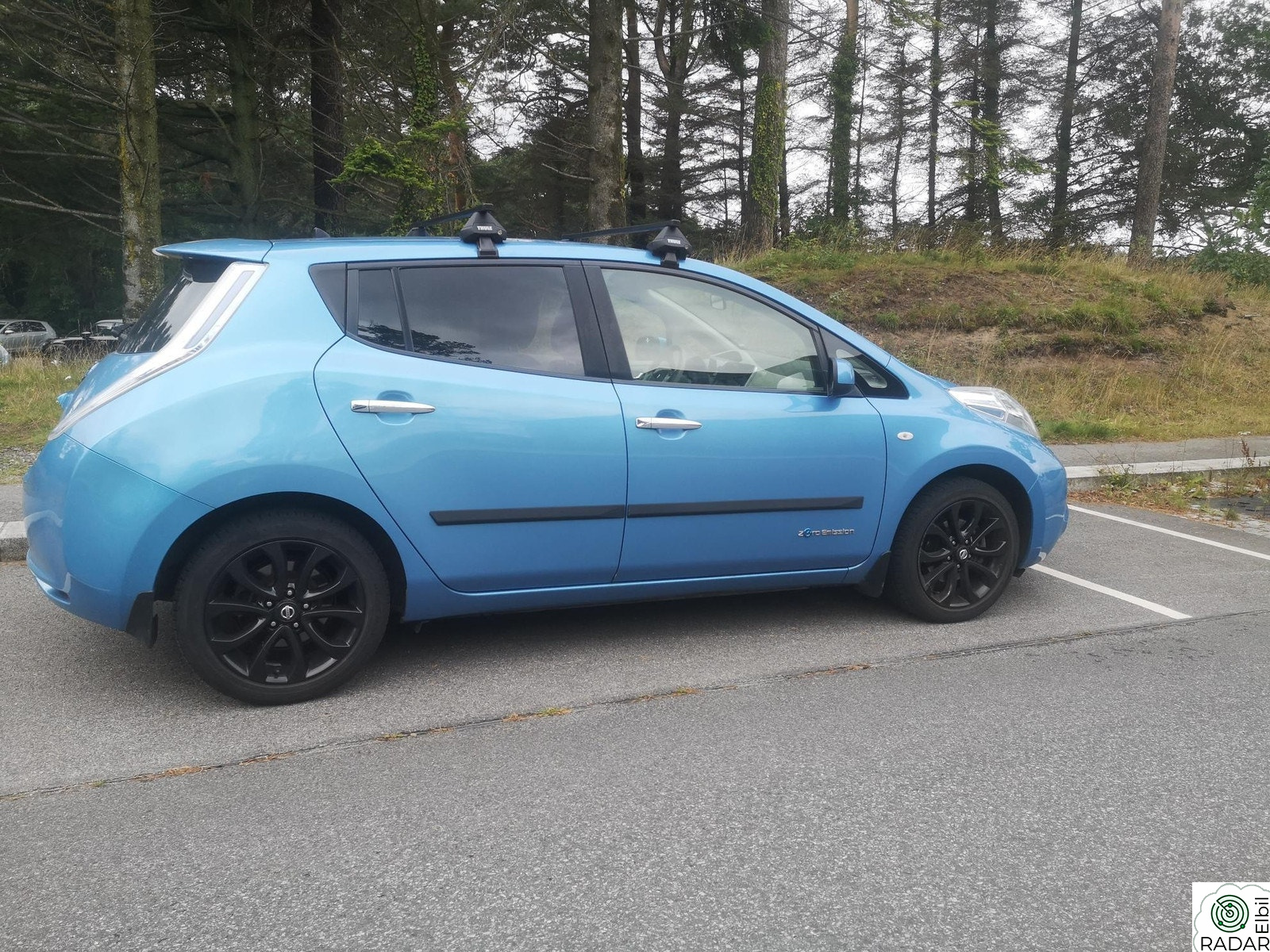 NISSAN LEAF 9/12 streker!!