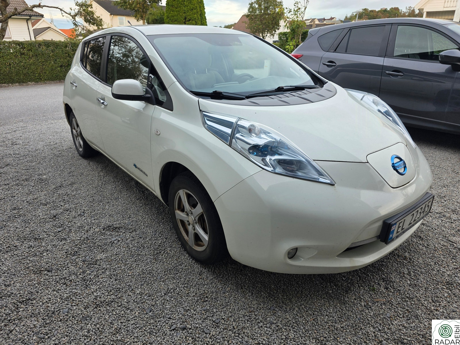 NISSAN LEAF