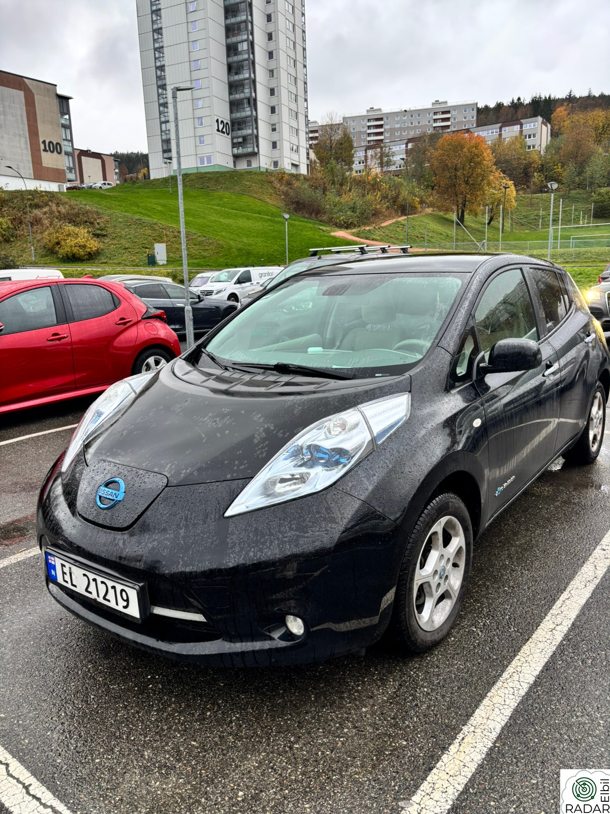 NISSAN LEAF