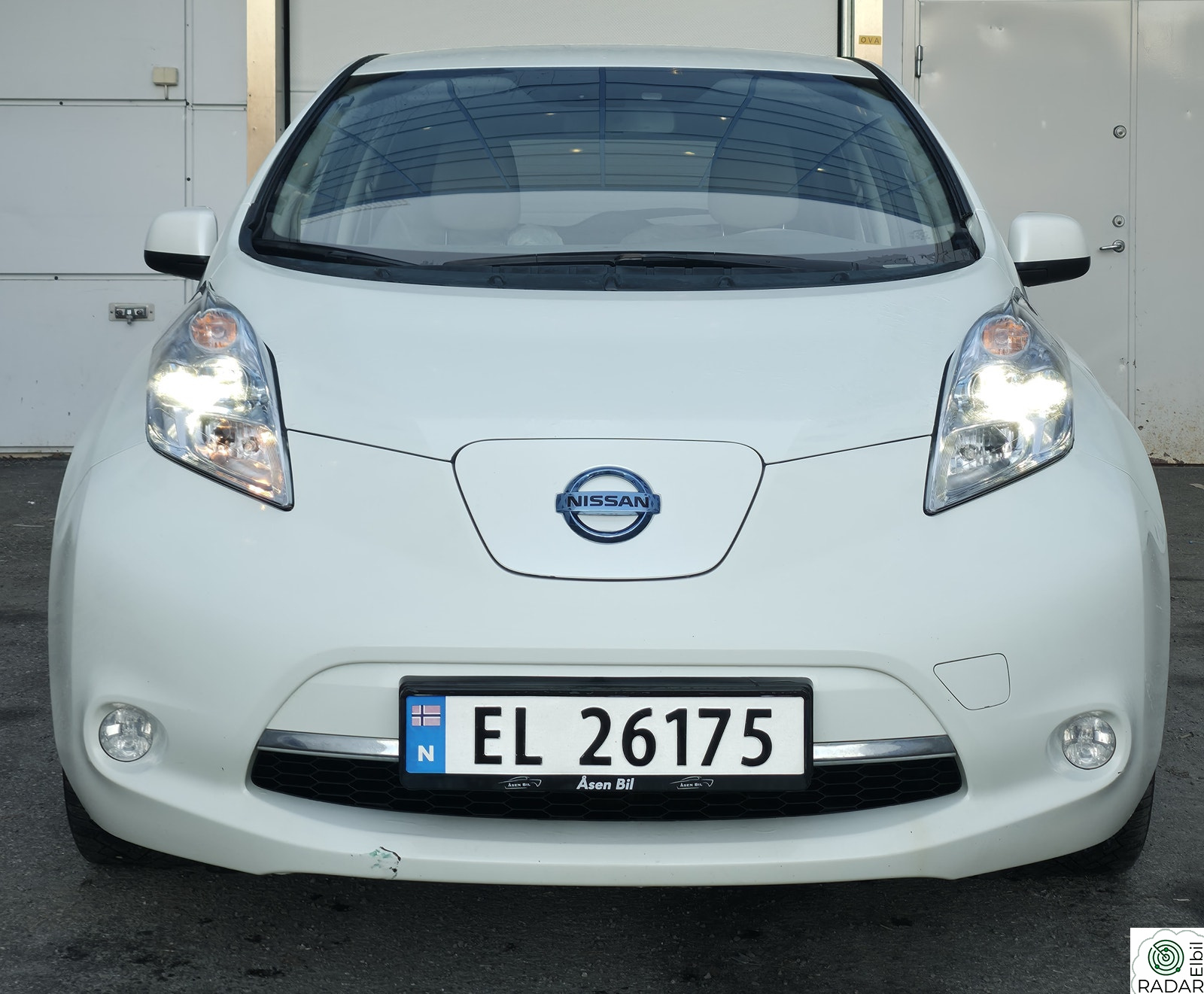 NISSAN LEAF 8/12 batteristreker Ryggekamera Navigasjon Bluetooth ++