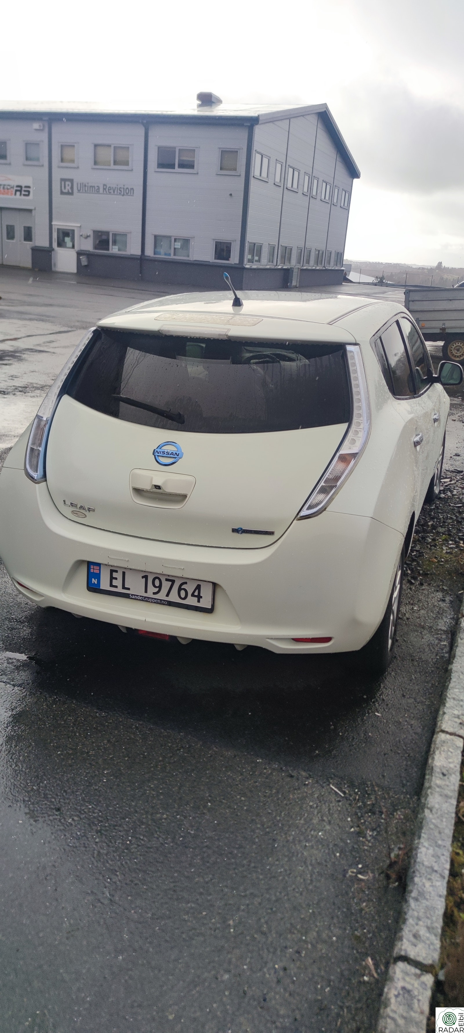 NISSAN LEAF