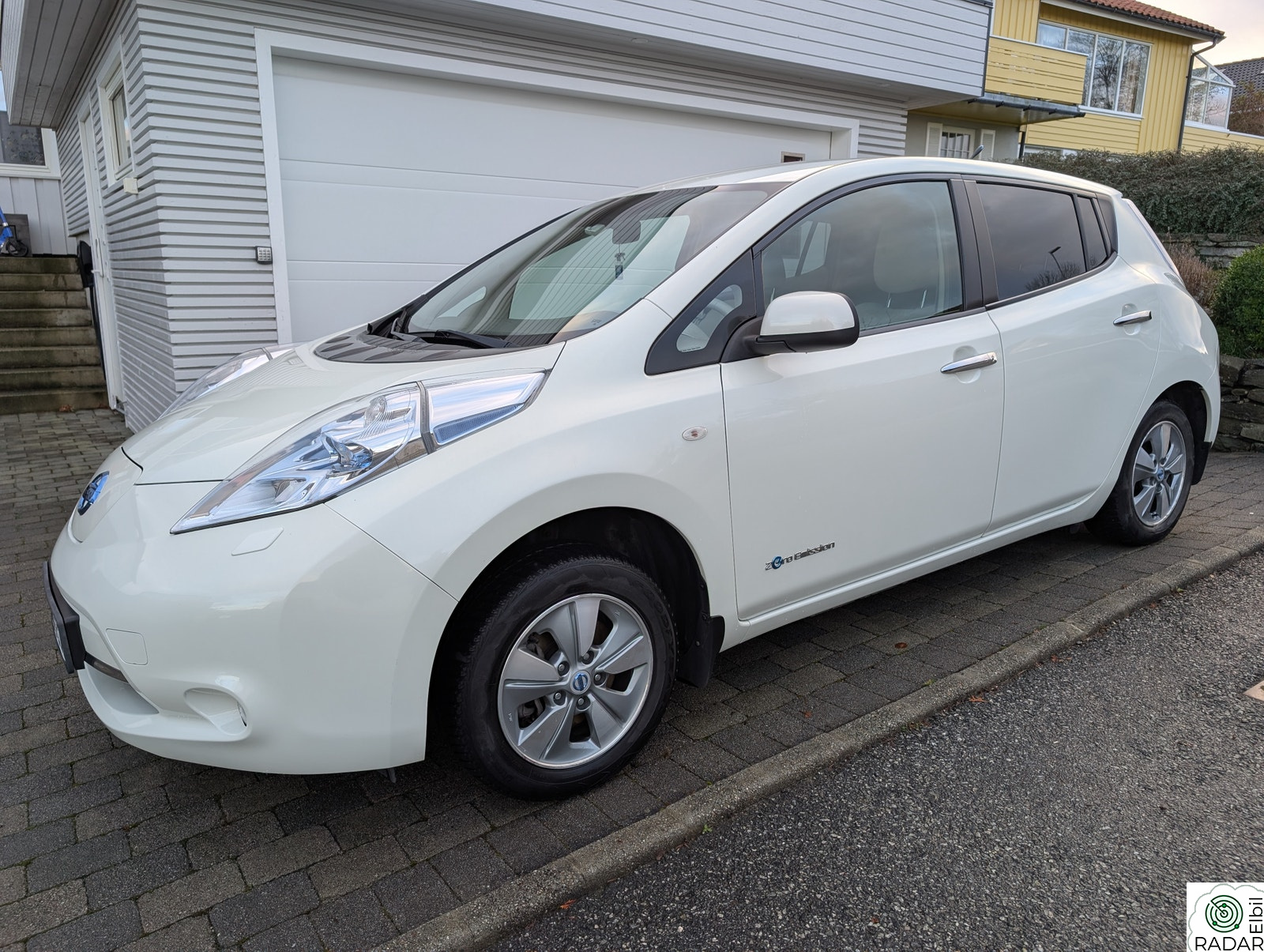 NISSAN LEAF 80KW EU OK 2027