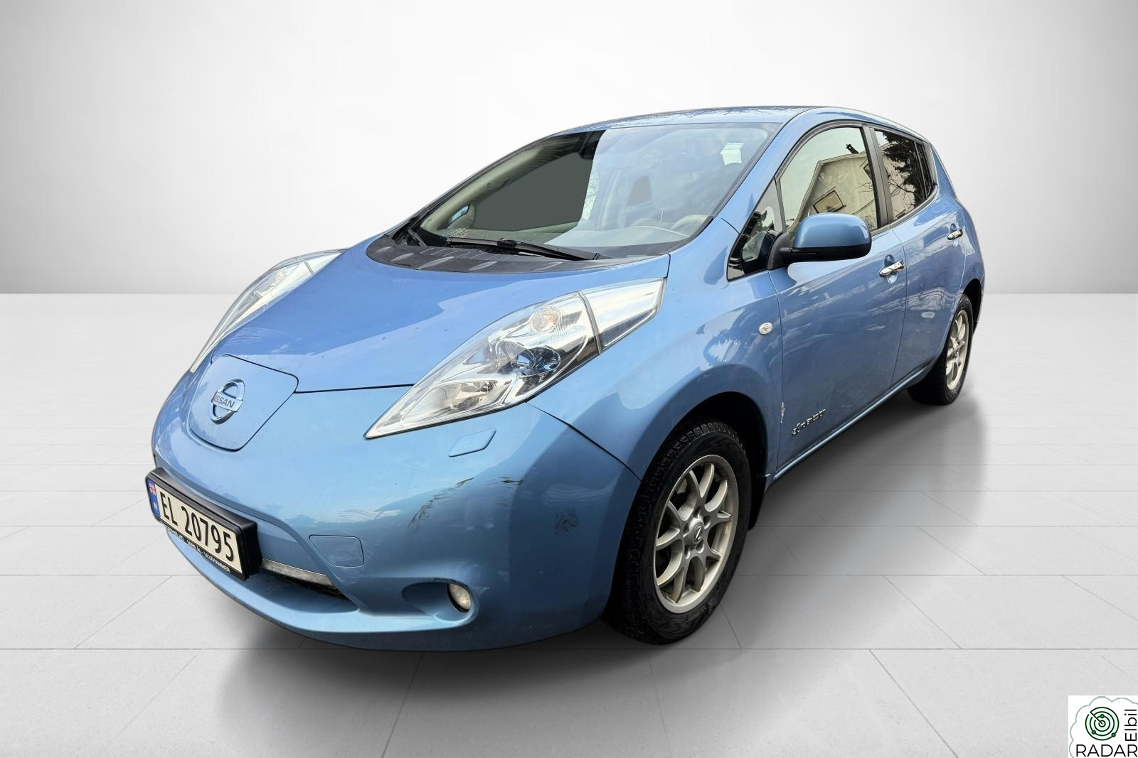 NISSAN LEAF 109hk | 9/12 | R.kam | Eu 03.27 | Rattvarme | Bluetooth