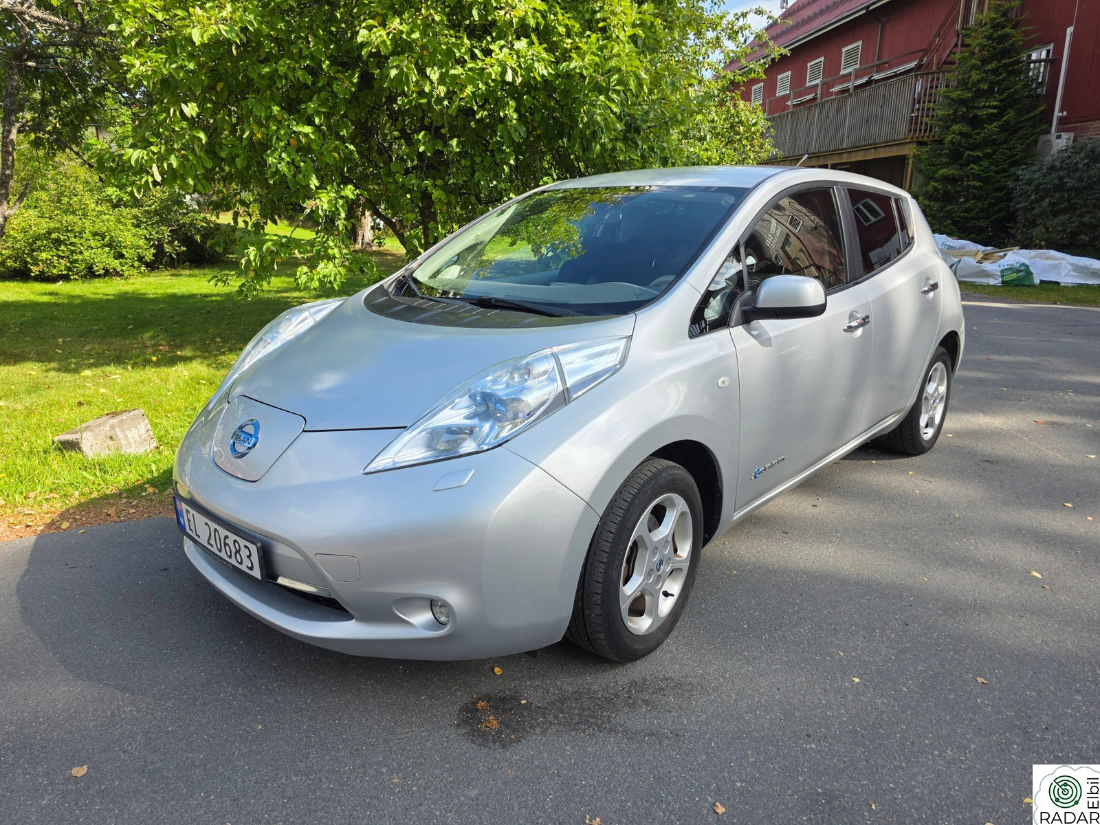 NISSAN LEAF NISSAN NISSAN LEAF