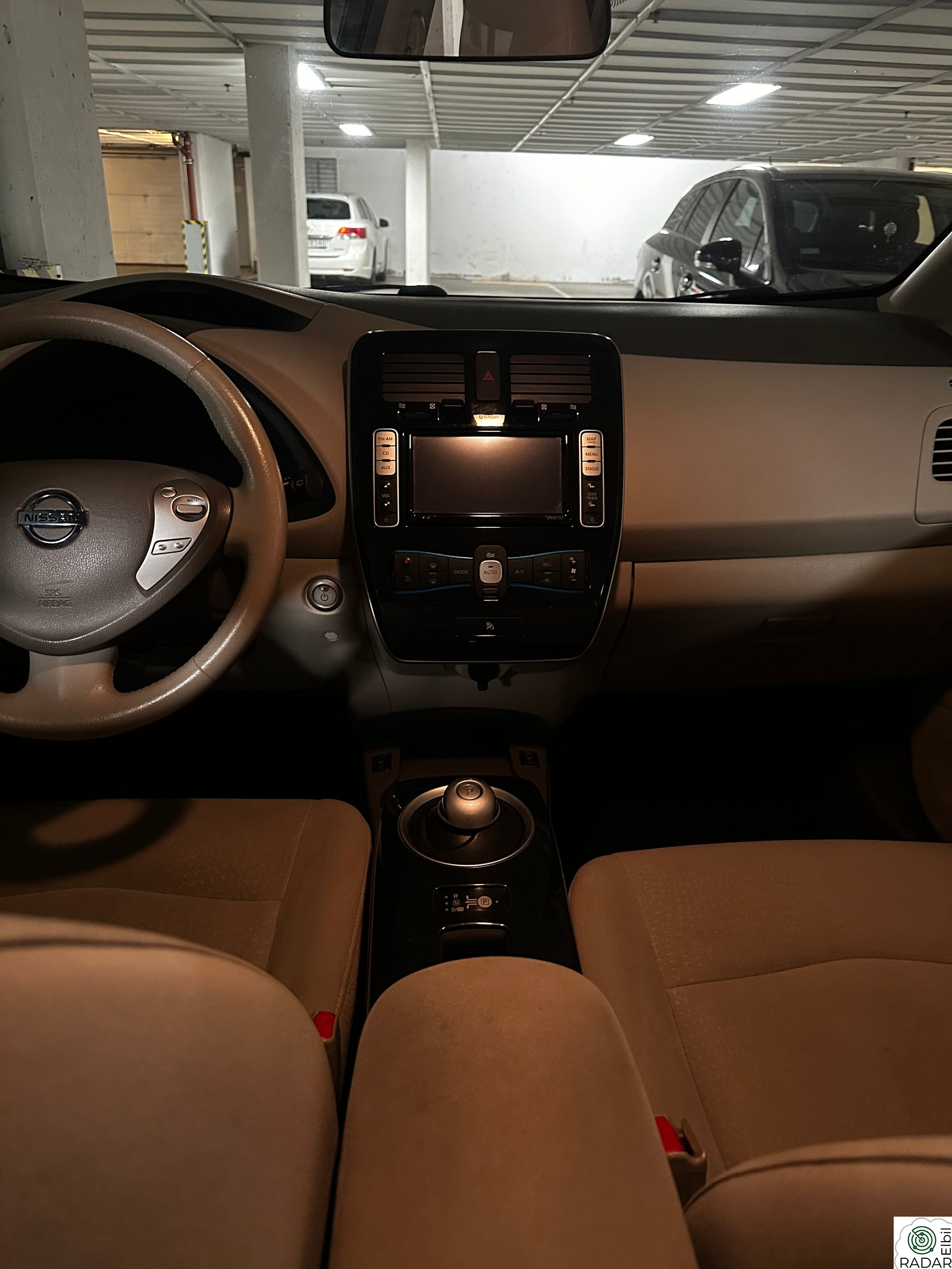 NISSAN LEAF