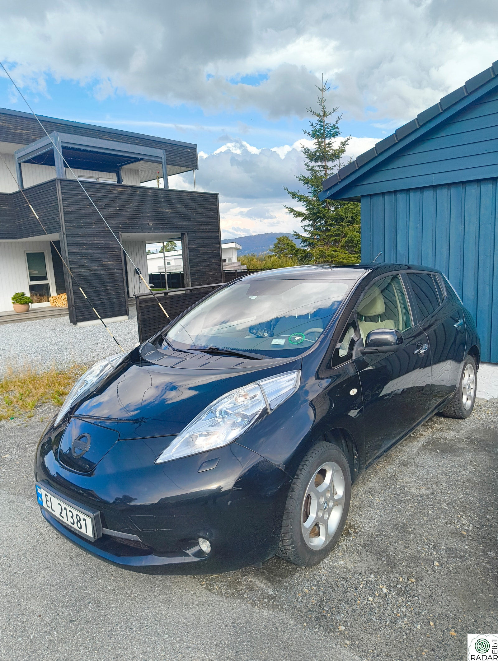 NISSAN LEAF BILLIG  Eu-11/26 Ekstra varme på 12 Volt++