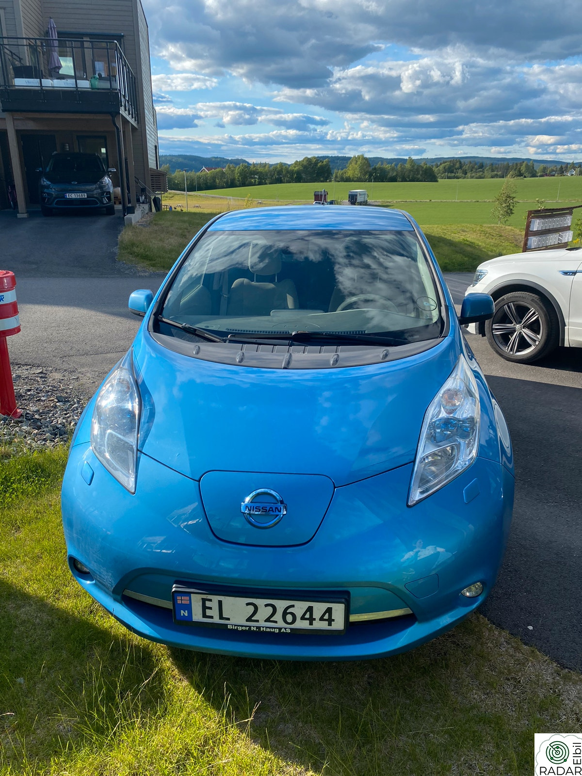 NISSAN LEAF