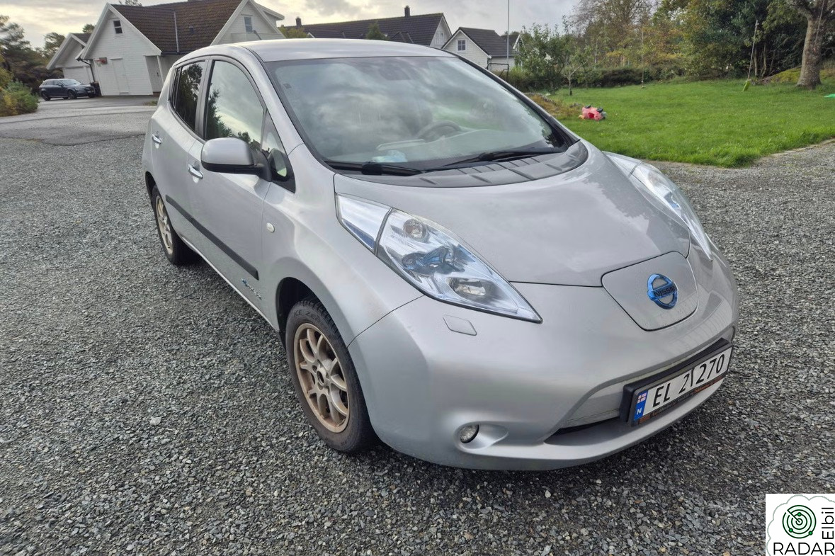NISSAN LEAF