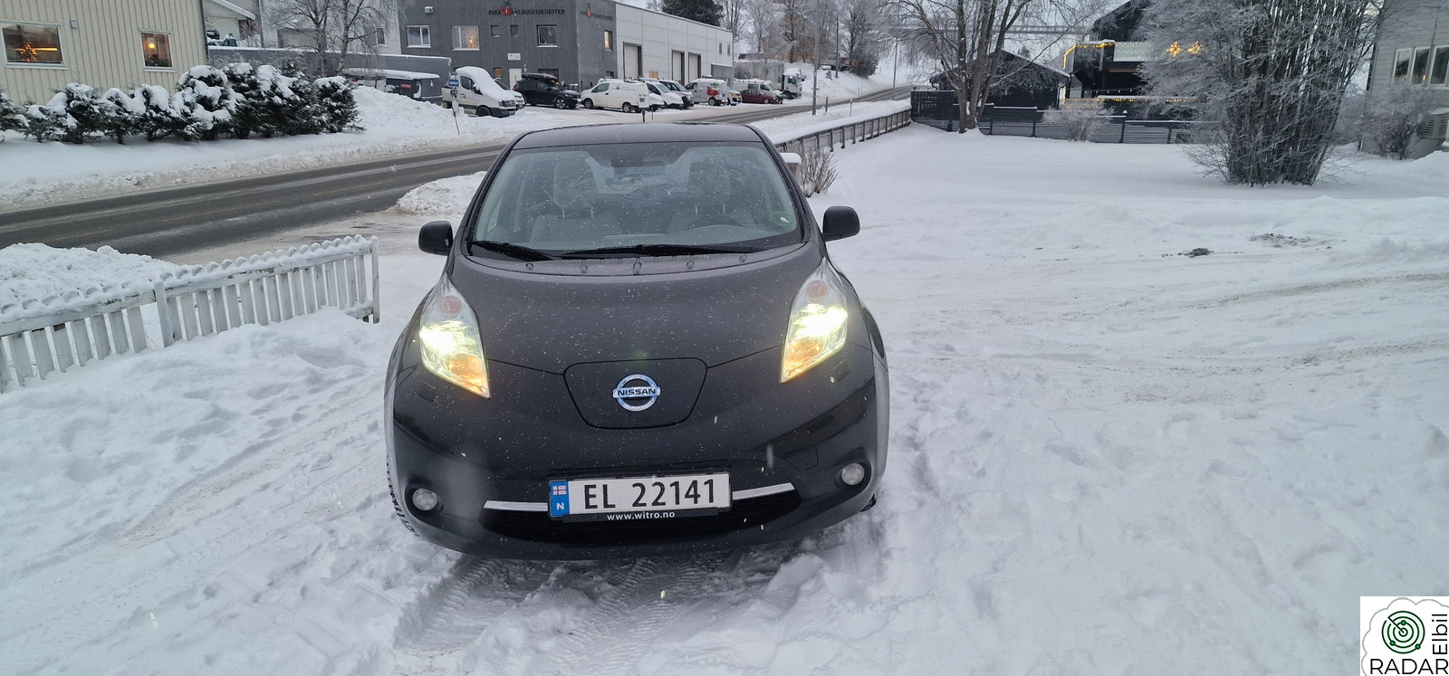 NISSAN LEAF