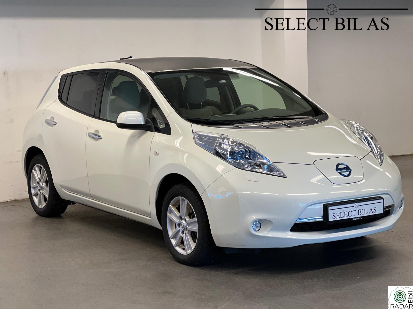 NISSAN LEAF 80KW/ NAVI/ R.KAMERA/ LAV KM/ V.SETER/ NY EU 2027
