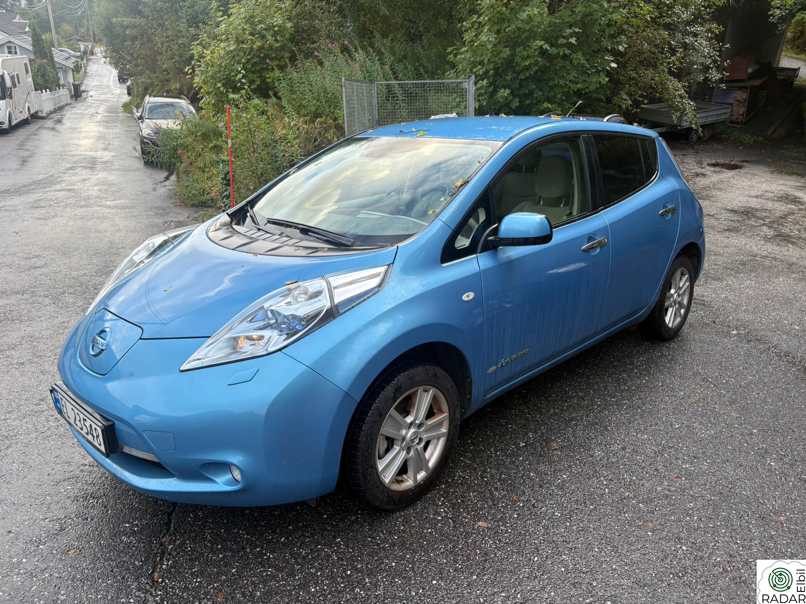 NISSAN LEAF