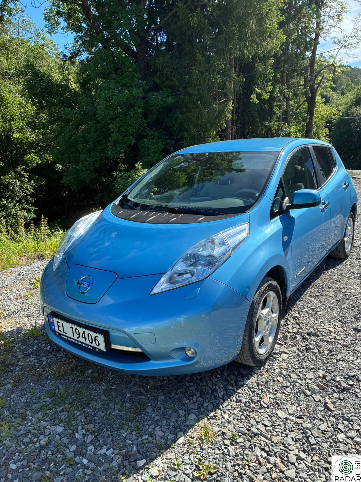 NISSAN LEAF