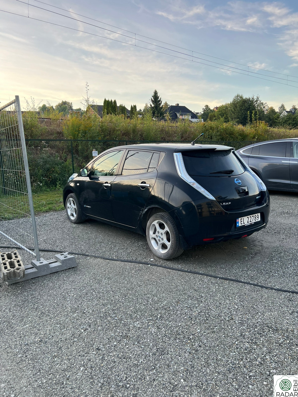 NISSAN LEAF