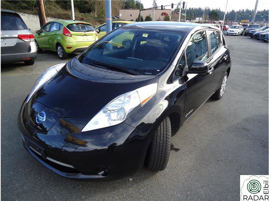 NISSAN LEAF