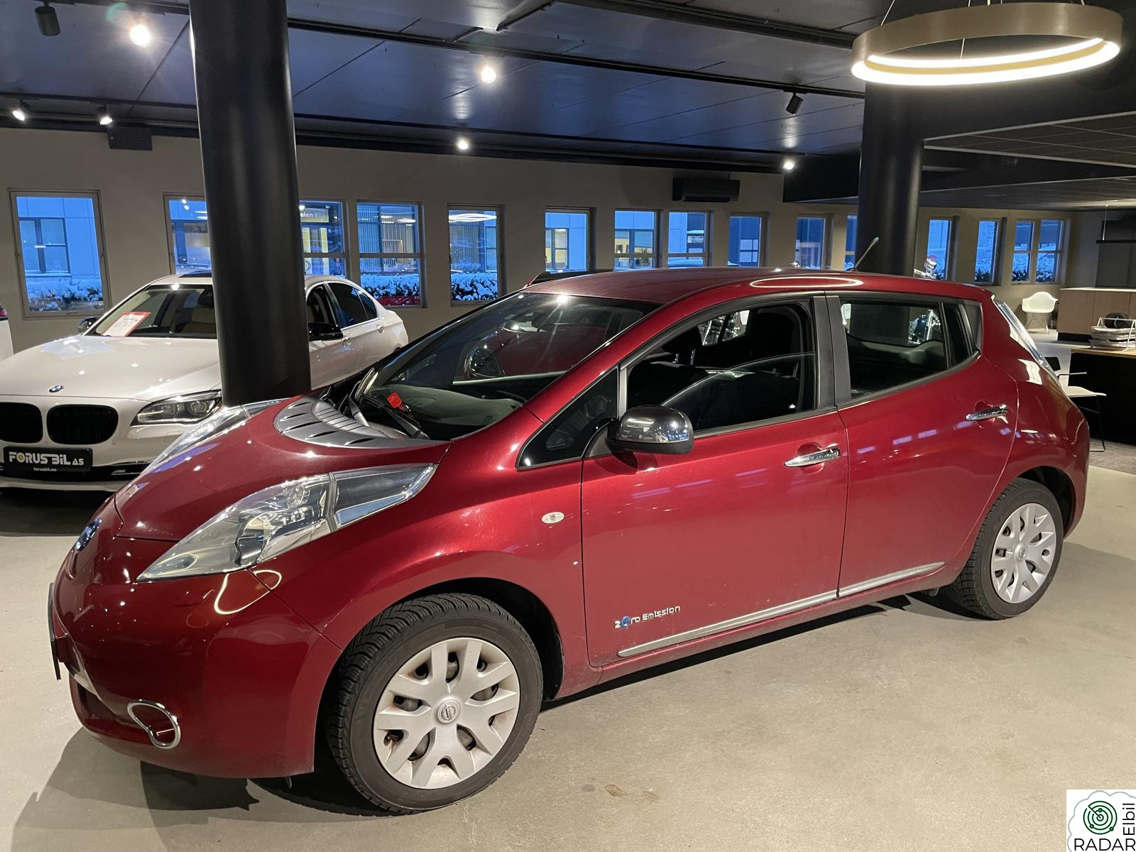 NISSAN LEAF 1-Eier/Hurtiglading/S/V Hjul/AUX/Varme i ratt /EU 2027