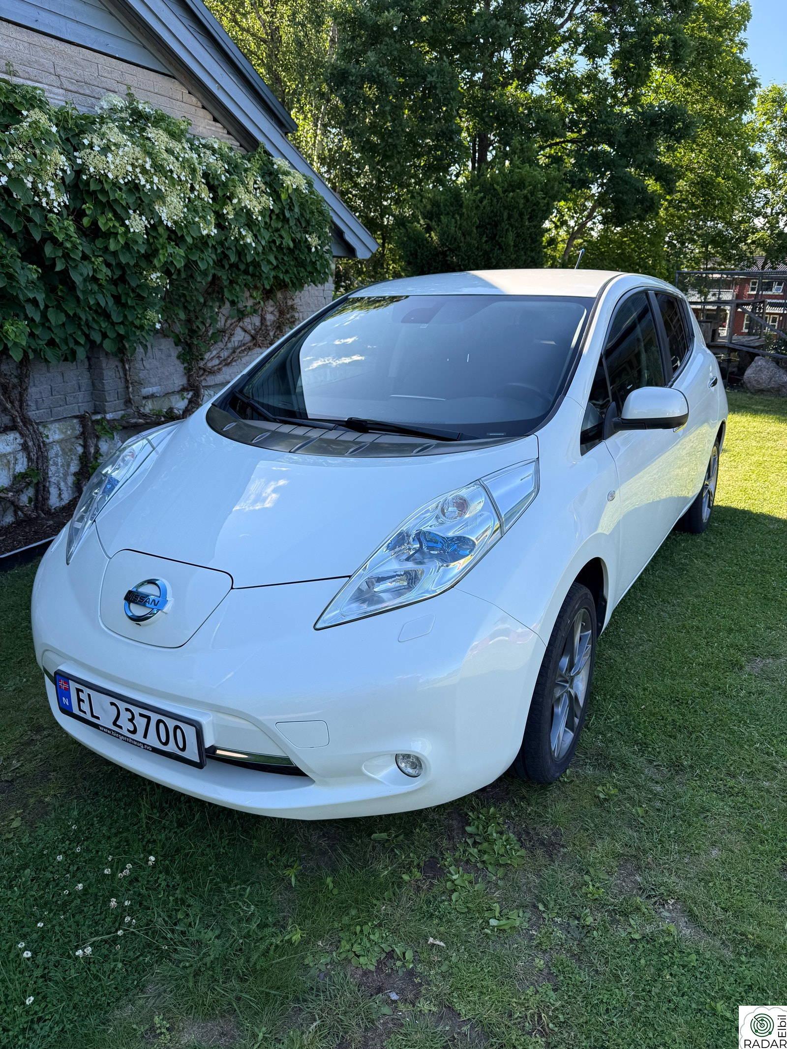 NISSAN LEAF Tekna