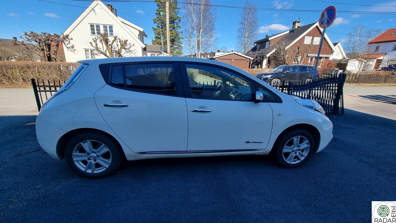 NISSAN LEAF Tekna
