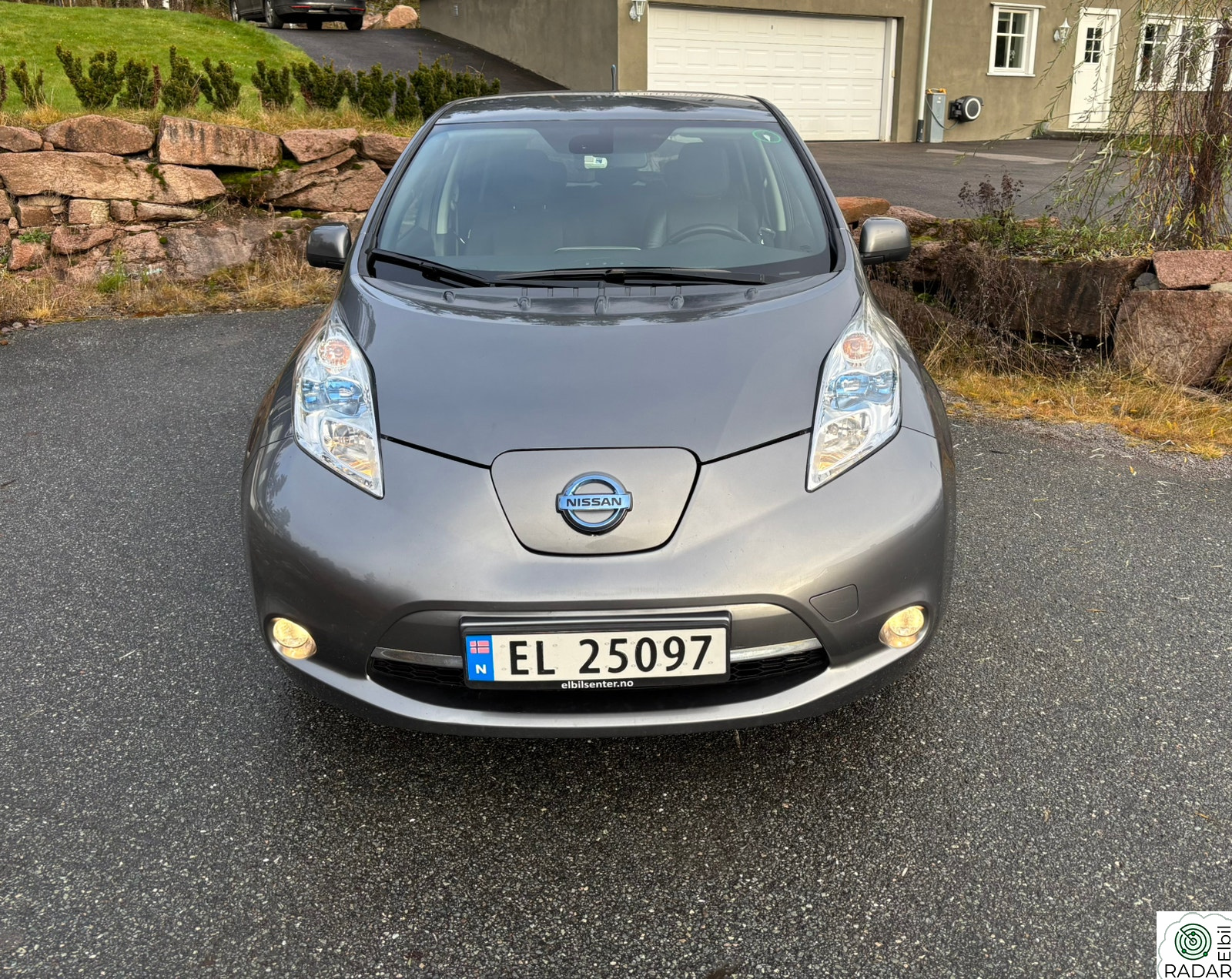 NISSAN LEAF Tekna