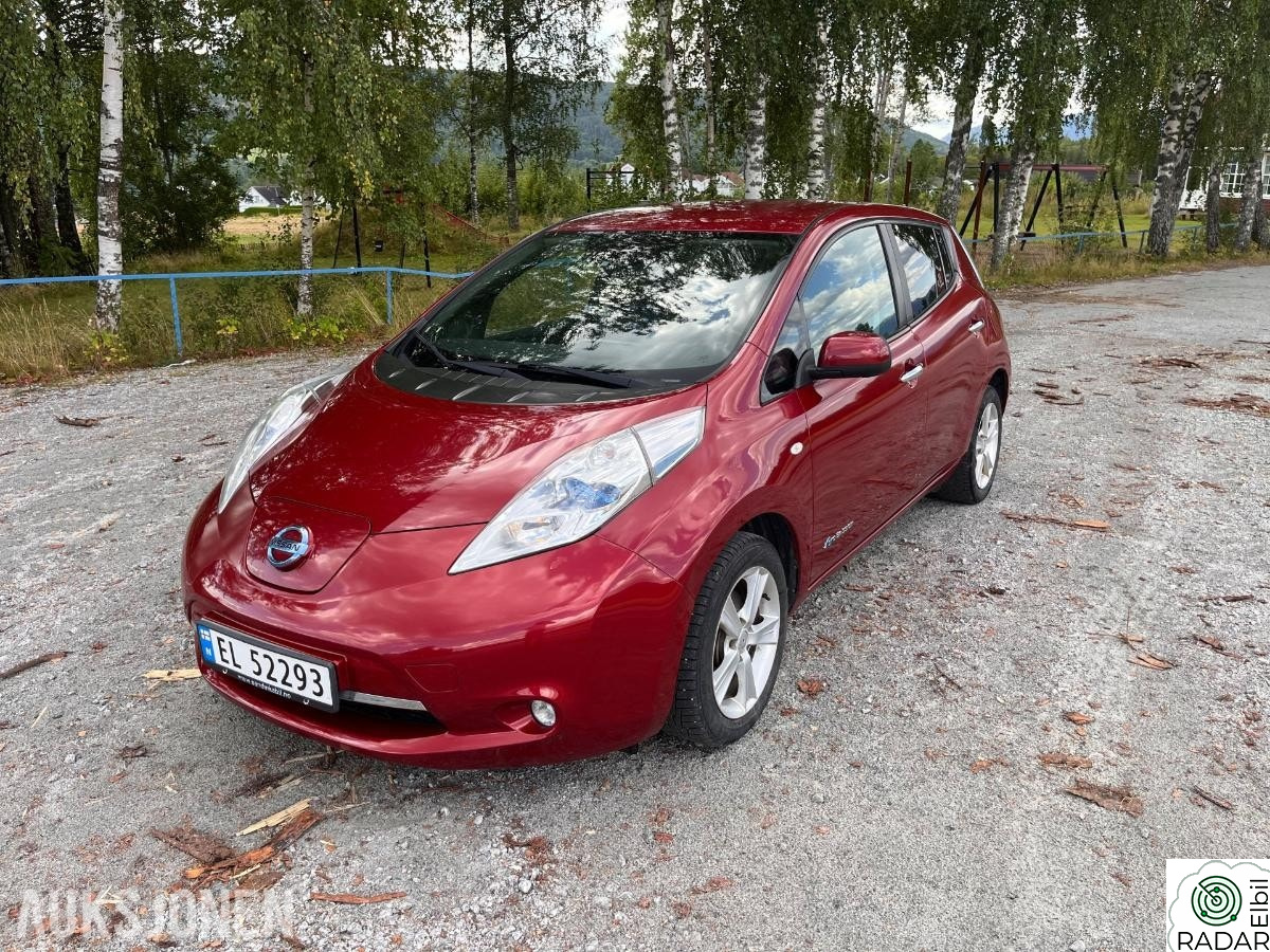 NISSAN LEAF 105 424 km, Automat, Cruisekontroll, Ryggekamera, Skinn