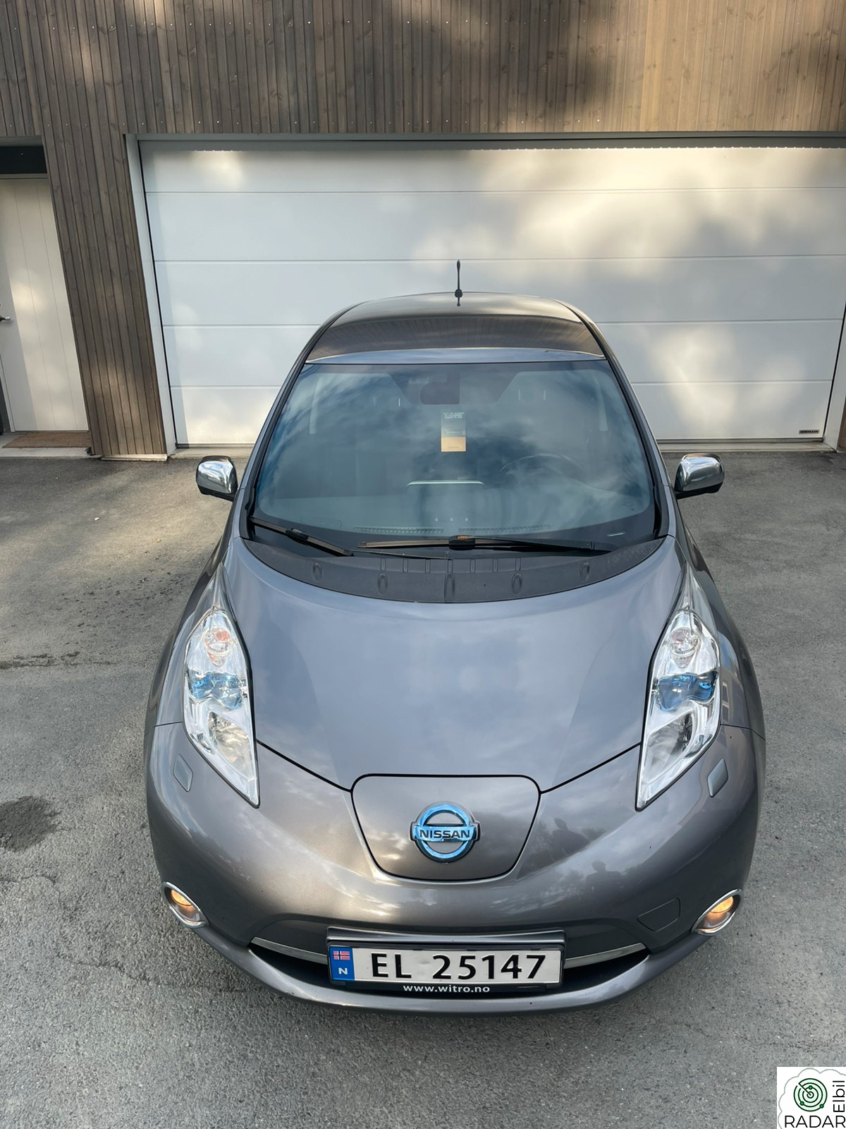 NISSAN LEAF Tekna