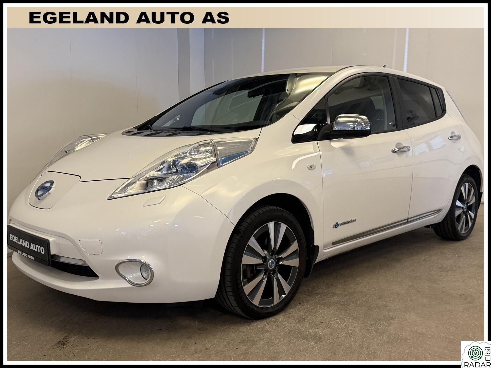 NISSAN LEAF LAV KM EU 09/2027 11/12 streker Keyless BT Skinn+