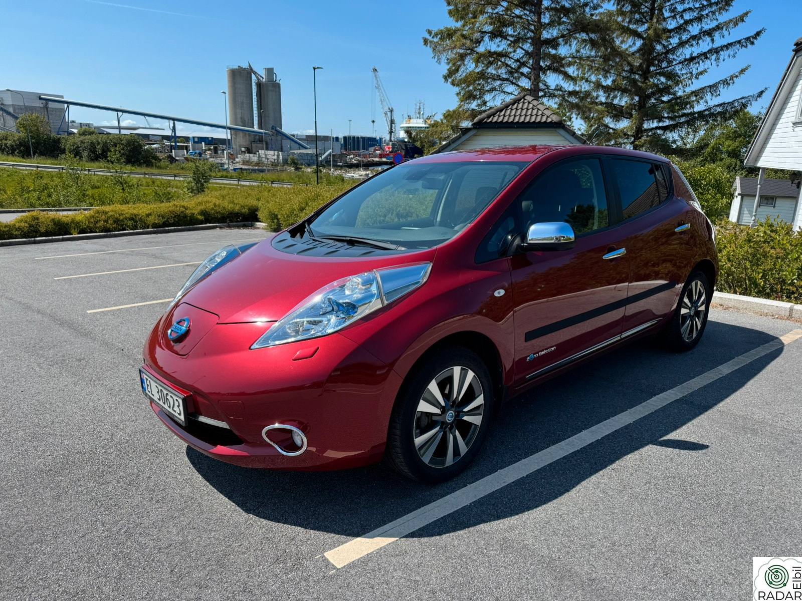 NISSAN LEAF Tekna