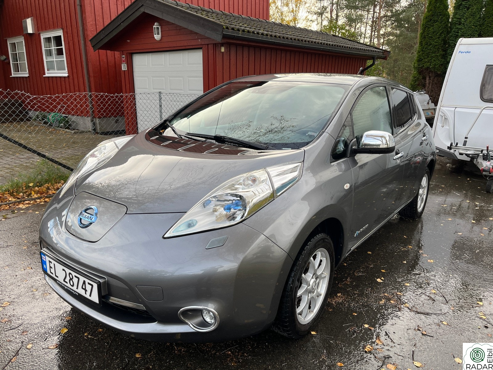 NISSAN LEAF