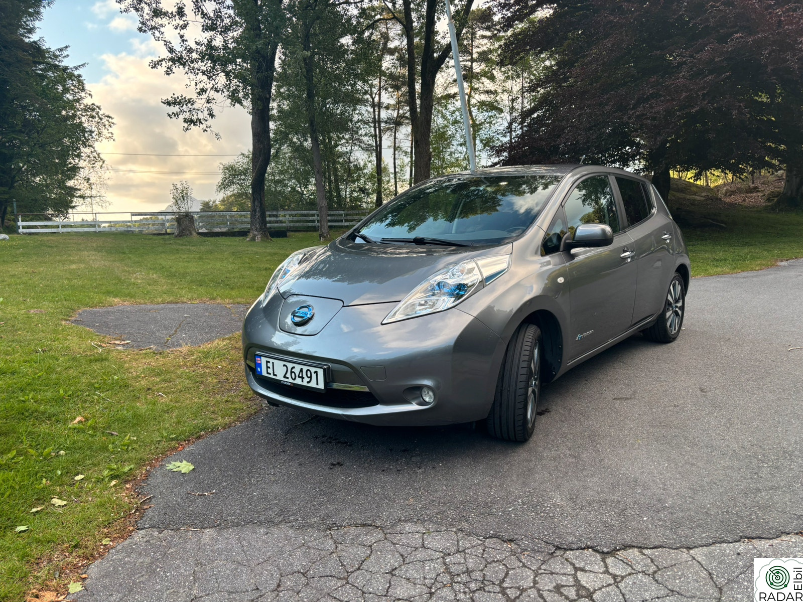 NISSAN LEAF Tekna, Navi, ratt varmer, skinn, bose,360 kamera, NY EU