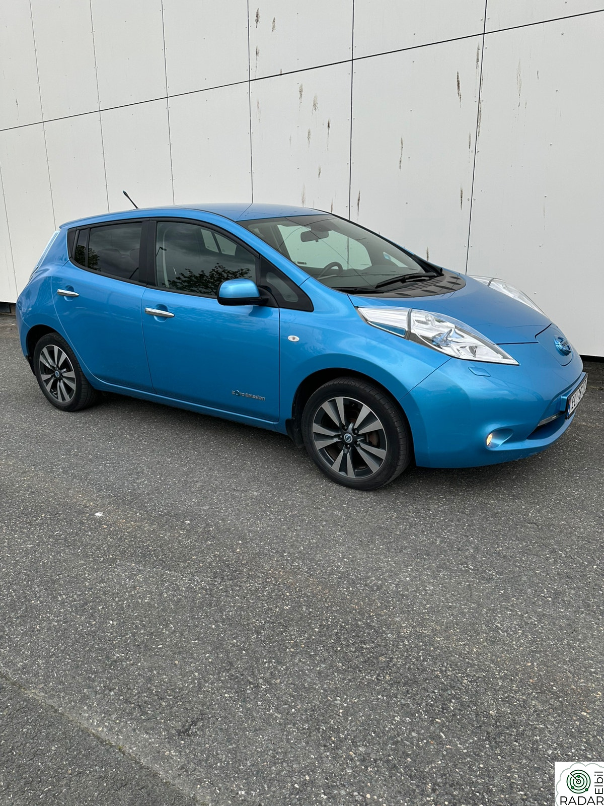NISSAN LEAF Tekna