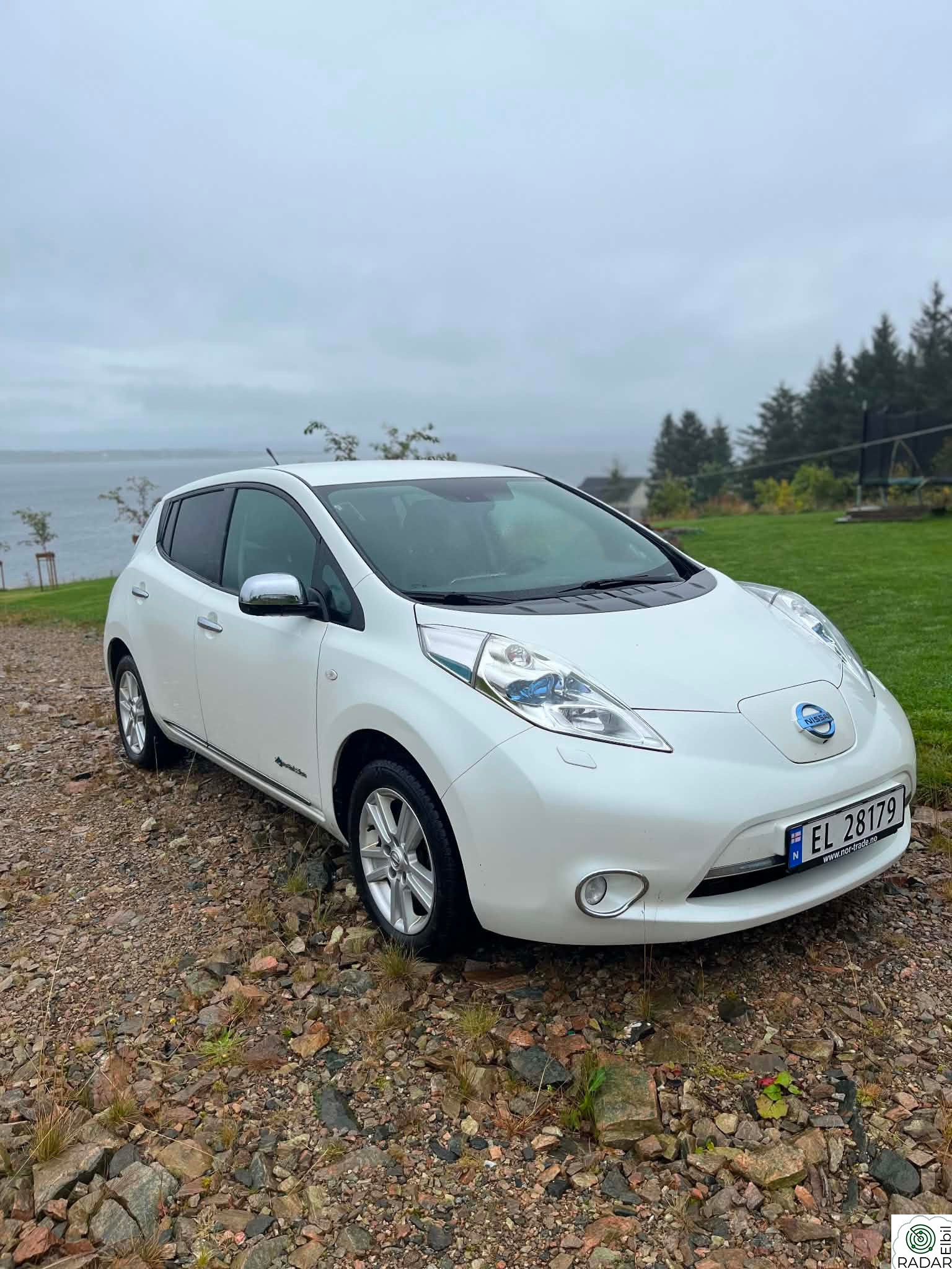 NISSAN LEAF Tekna | BOSE | Skinn | 360° kamera | Navi