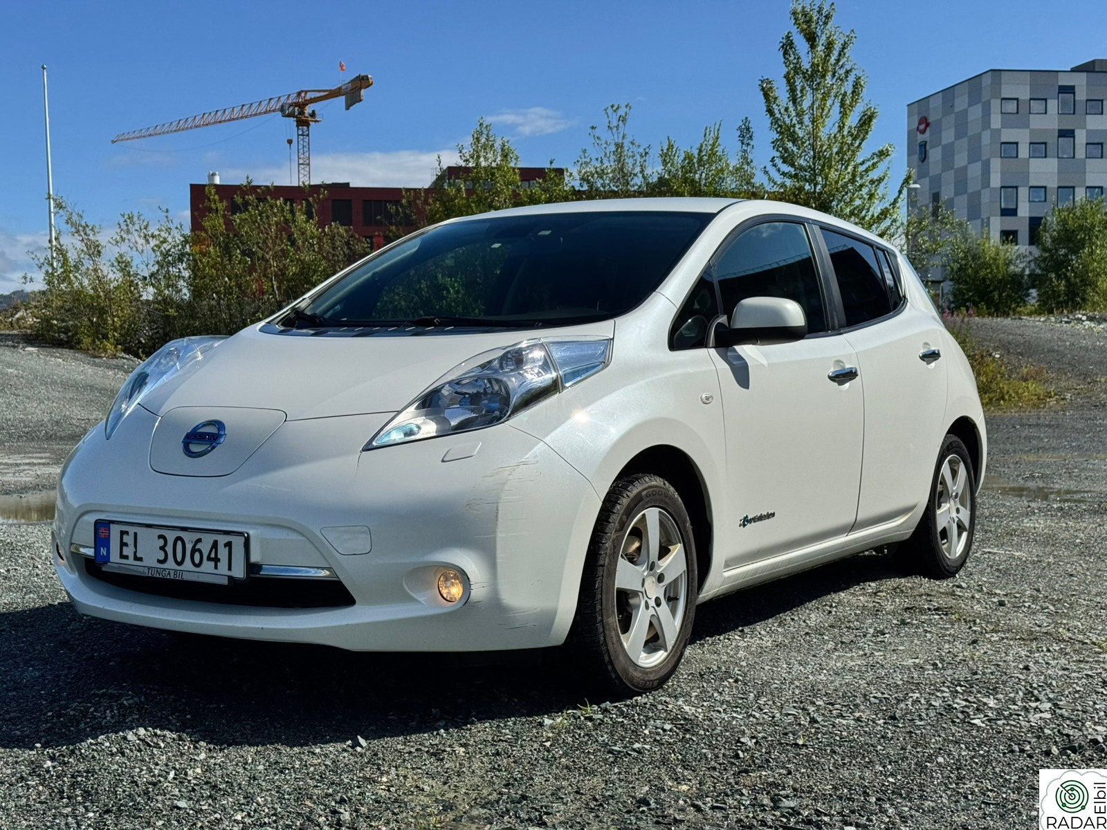 NISSAN LEAF EL / 150 km rekkevidde / 109 HK/ Ryggekamera