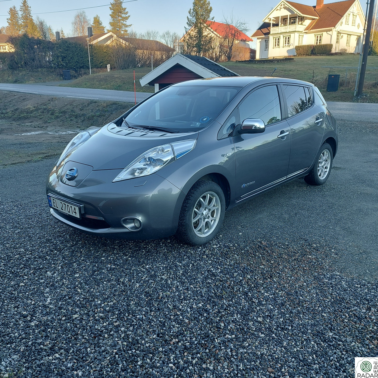NISSAN LEAF Tekna