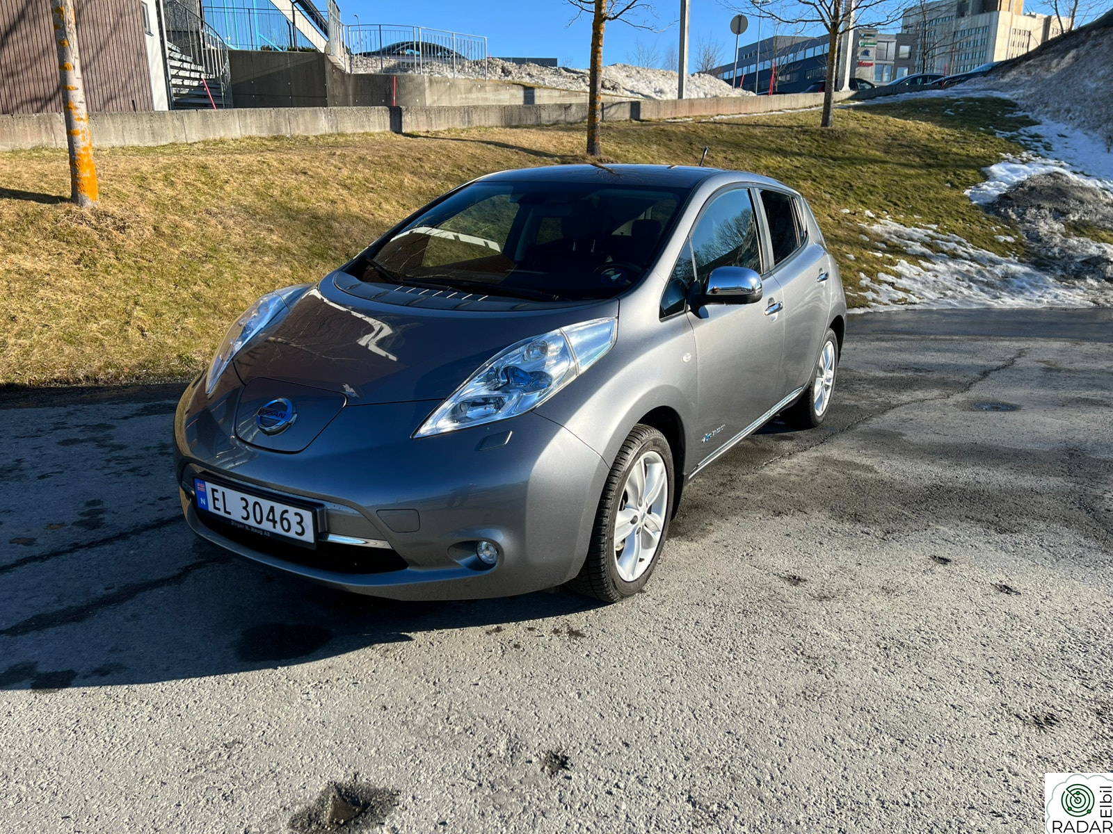 NISSAN LEAF Tekna