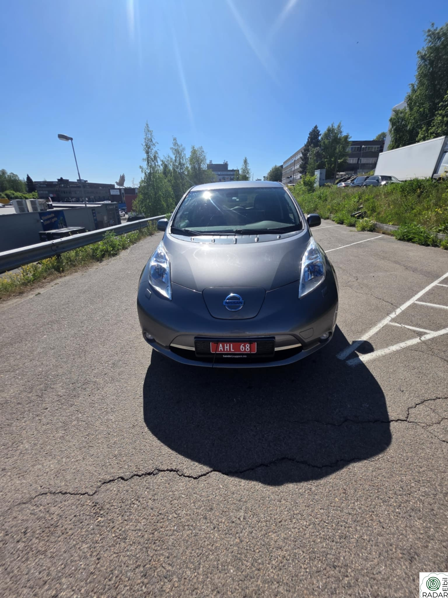 NISSAN LEAF 11/12 STREKER