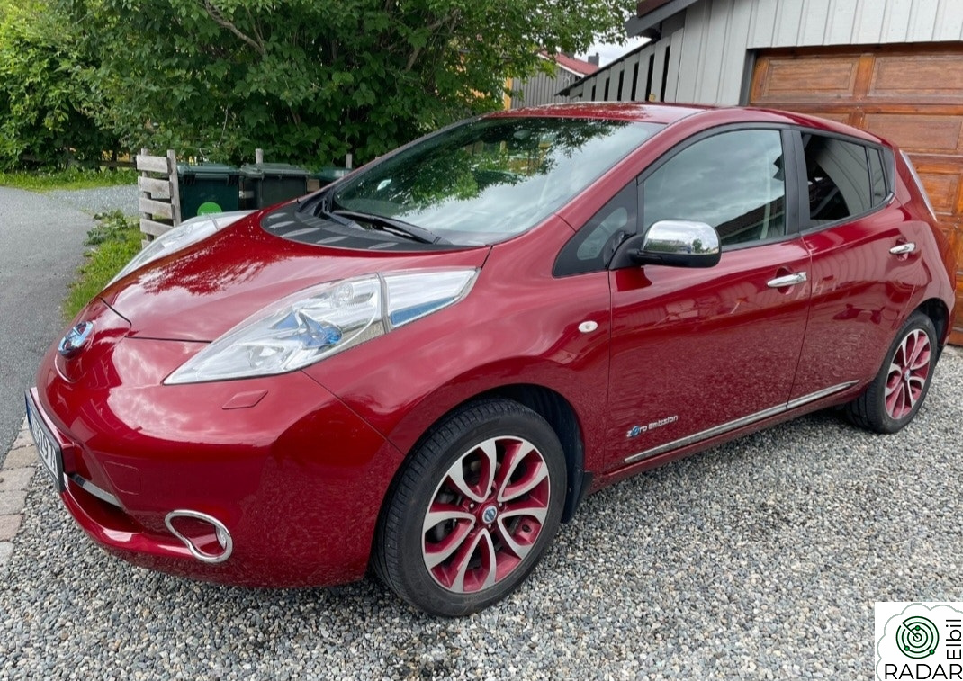 NISSAN LEAF Tekna