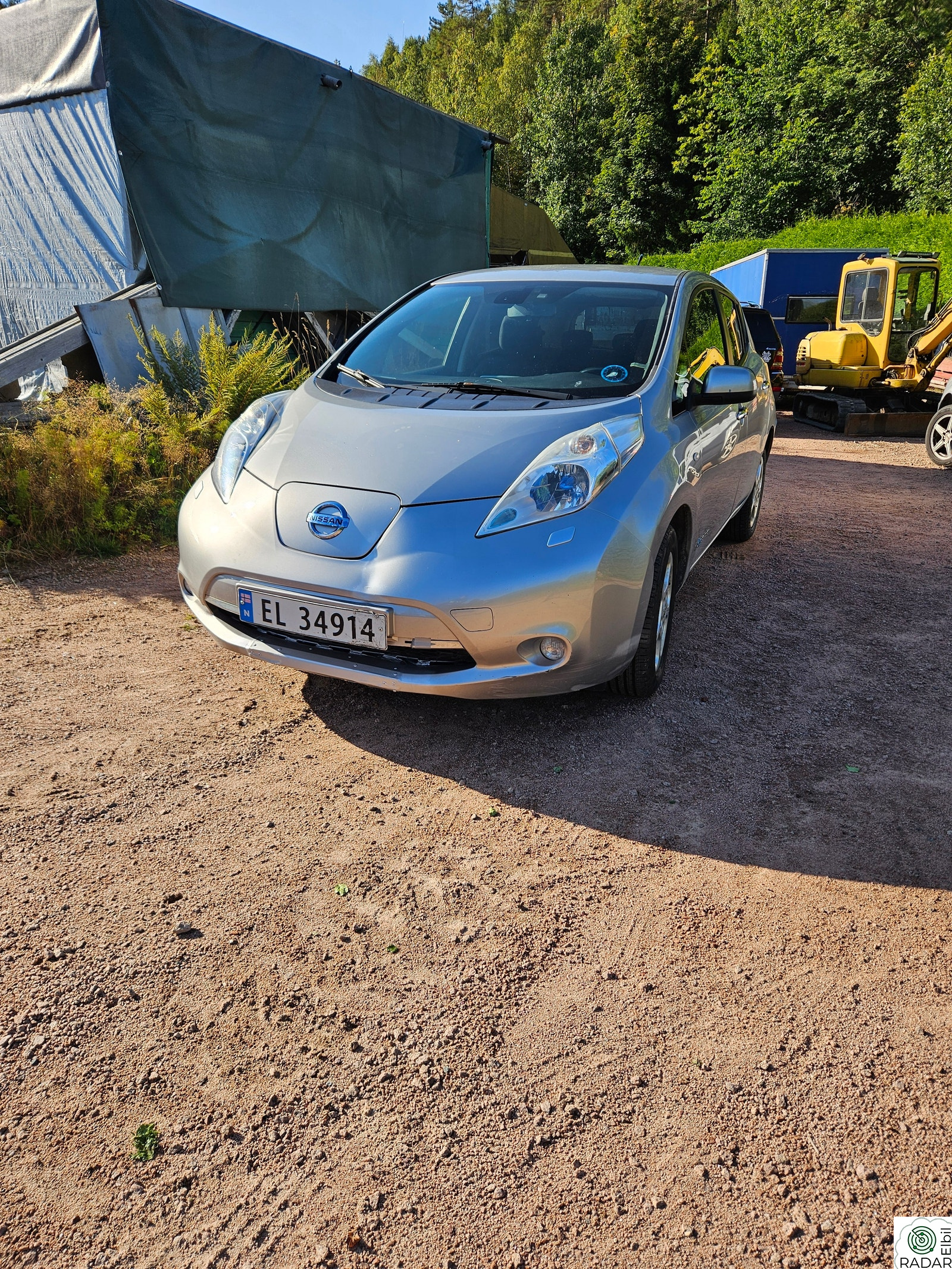 NISSAN LEAF Acenta (K) W/ Solar