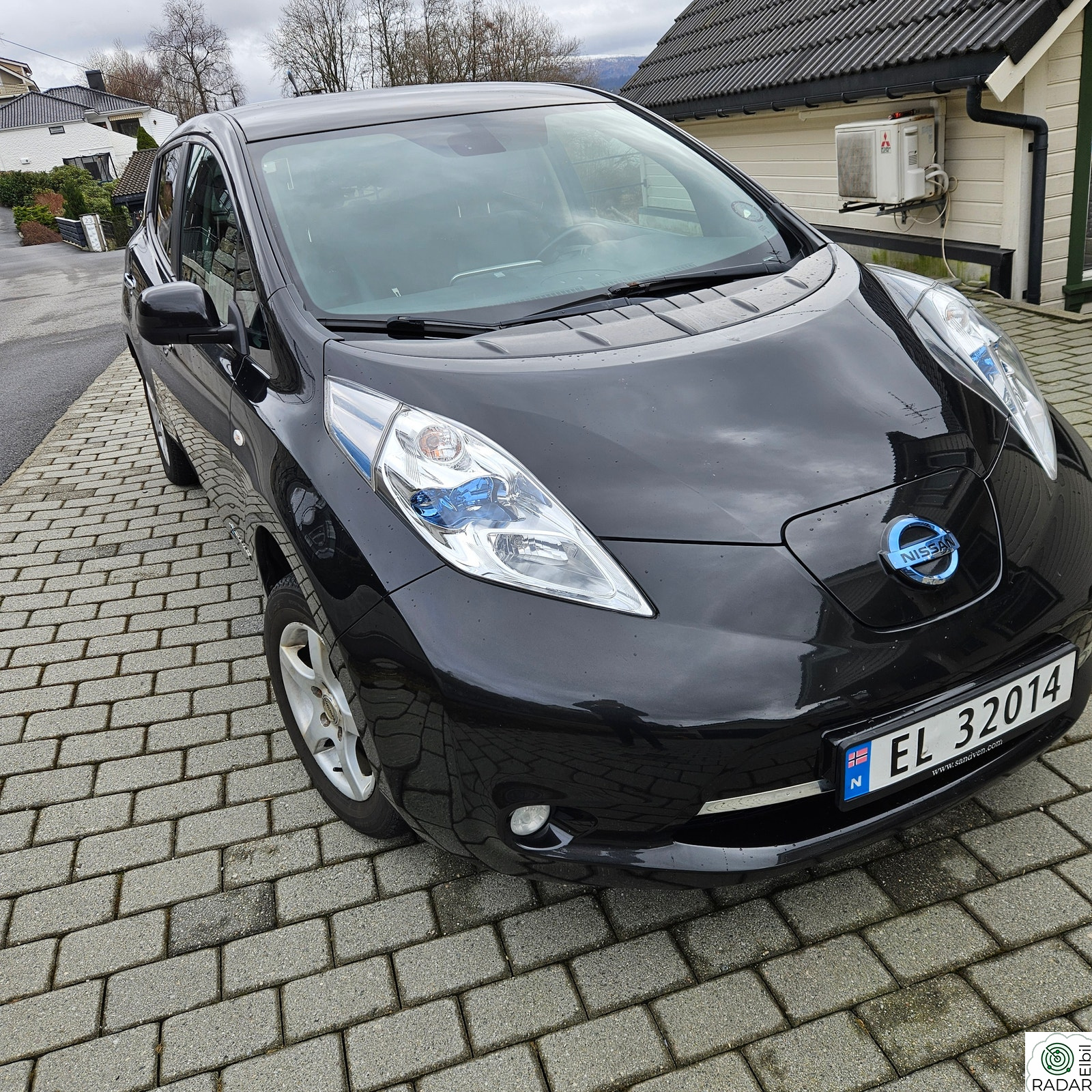 NISSAN LEAF Tekna