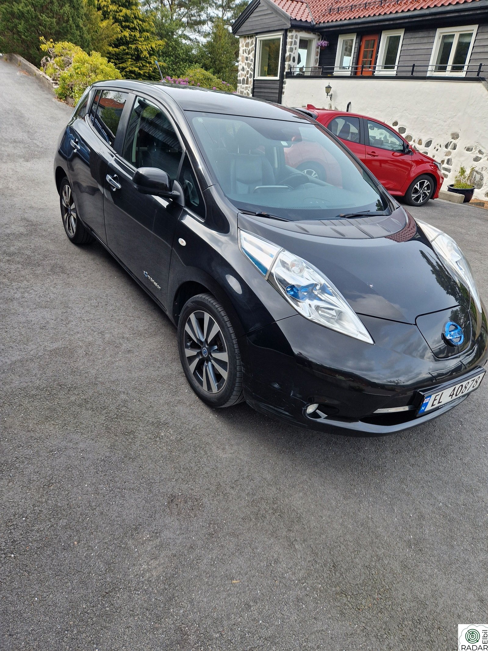NISSAN LEAF Tekna