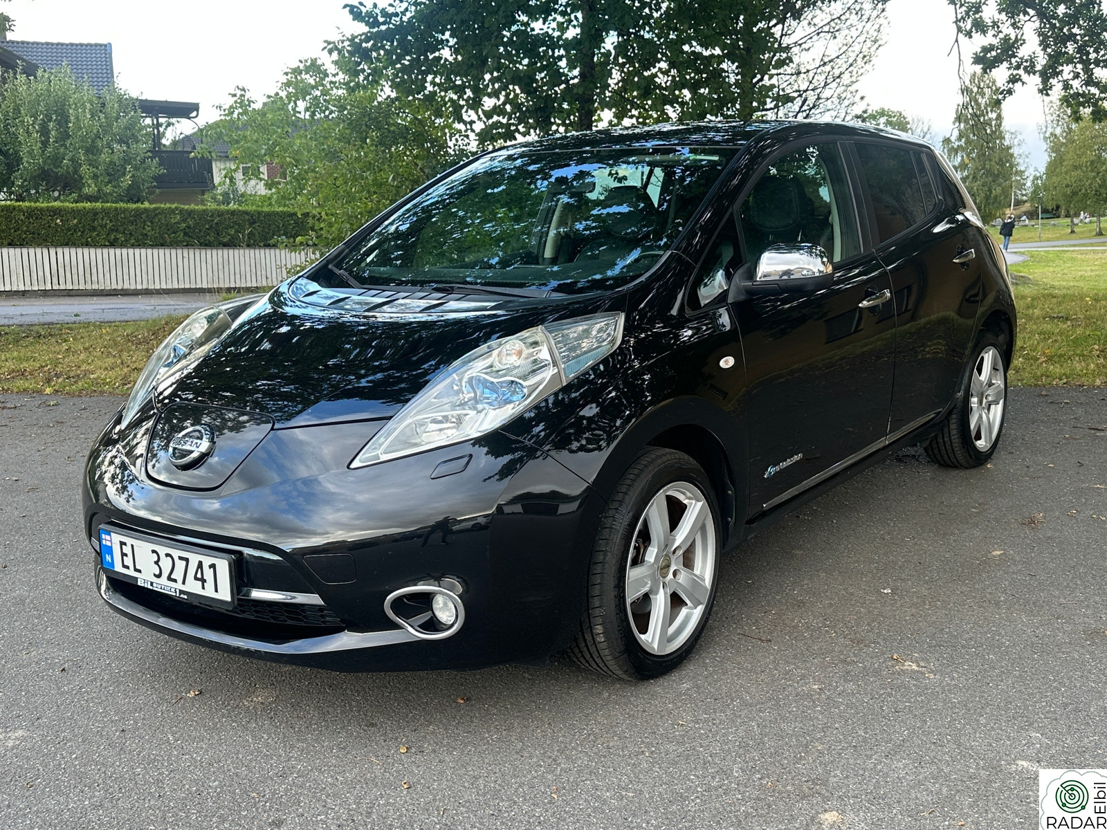 NISSAN LEAF Tekna